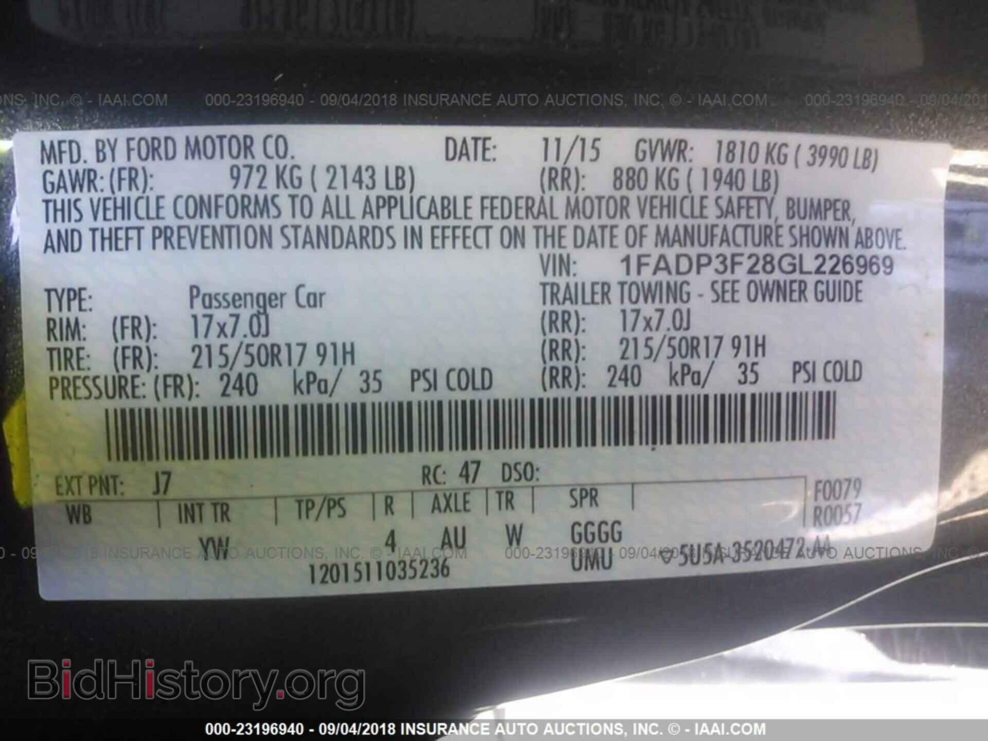 2016 Ford Focus - VIN: 1FADP3F28GL226969 - Photo 9