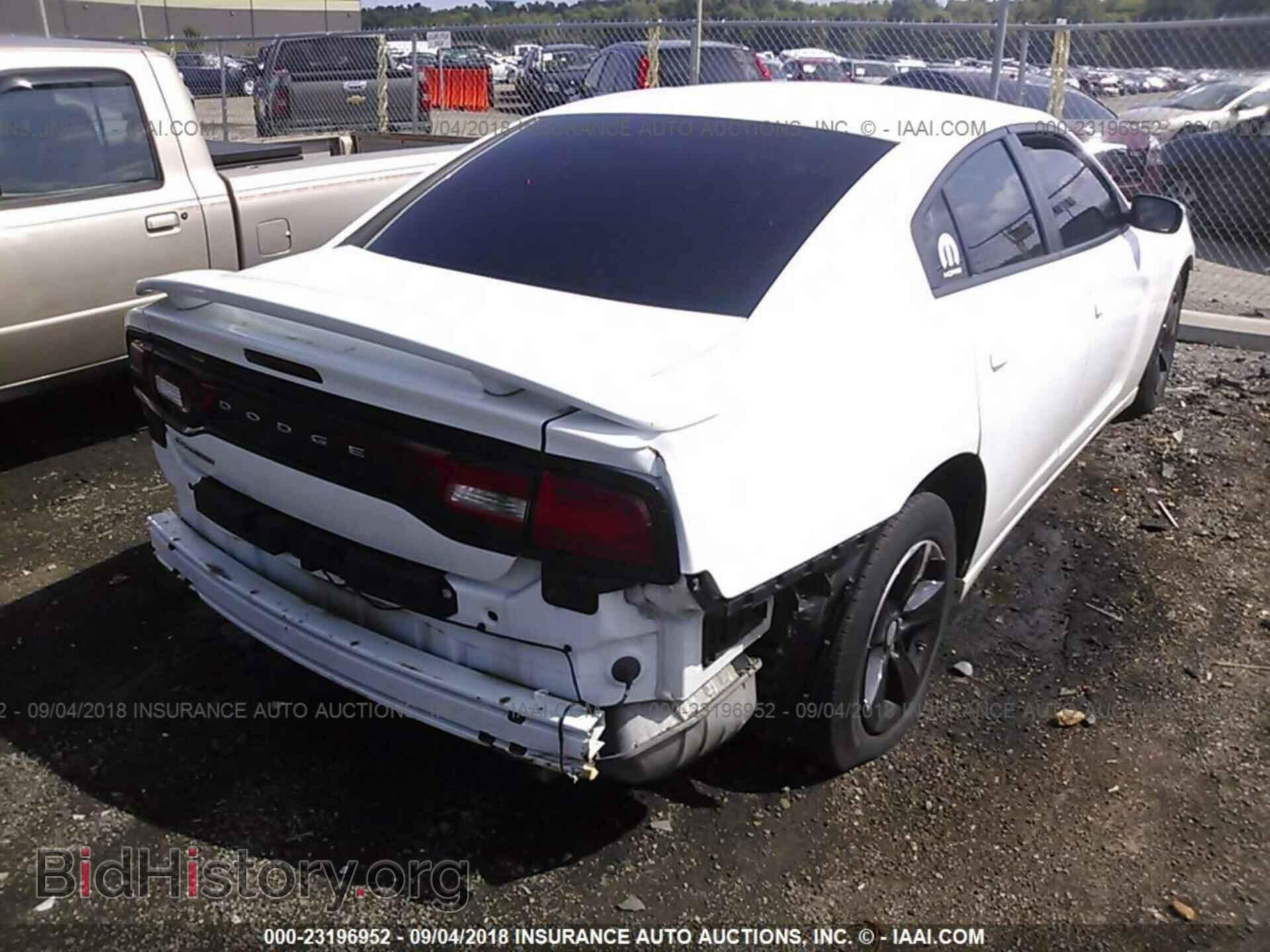 2013 Dodge Charger - VIN: 2C3CDXBG5DH622961 - Фото 4