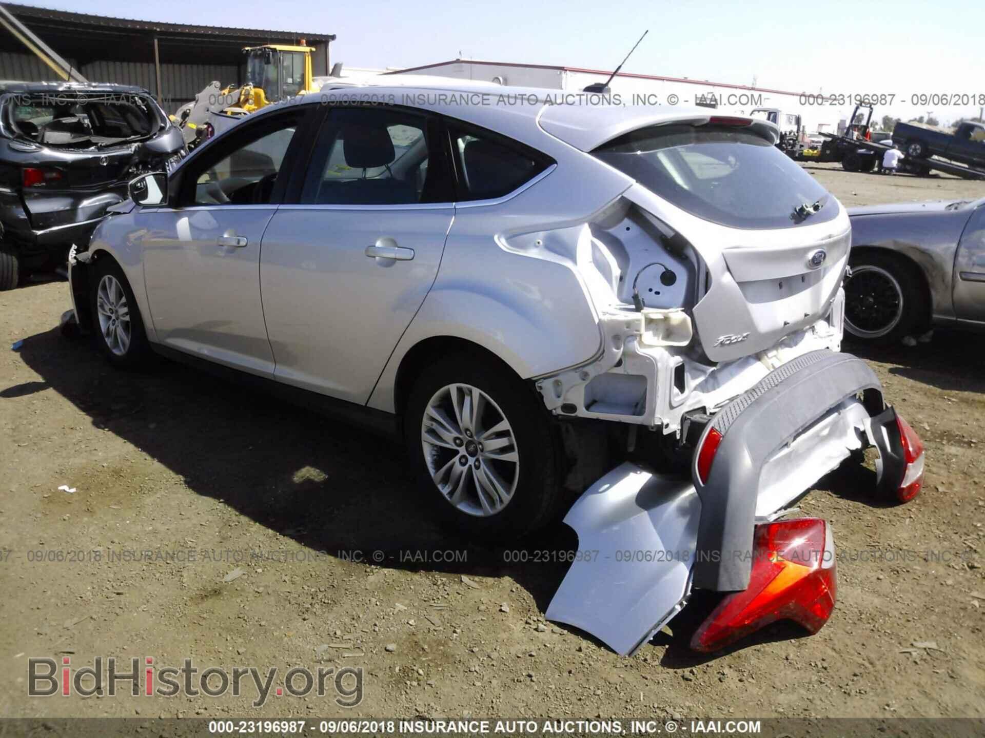 2012 Ford Focus - VIN: 1FAHP3M25CL325036 - Фото 3