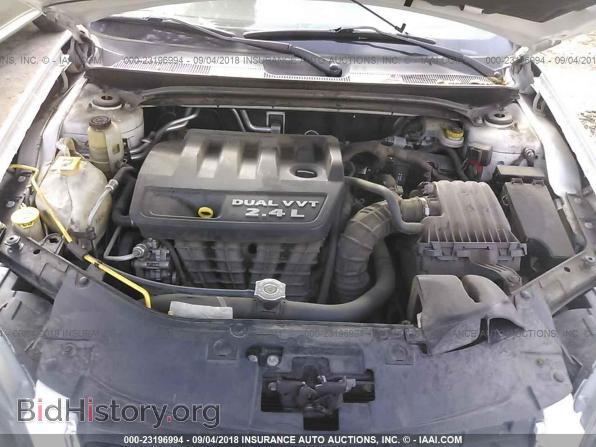 2013 Chrysler 200 - VIN: 1C3CCBBB6DN512972 - Photo 10