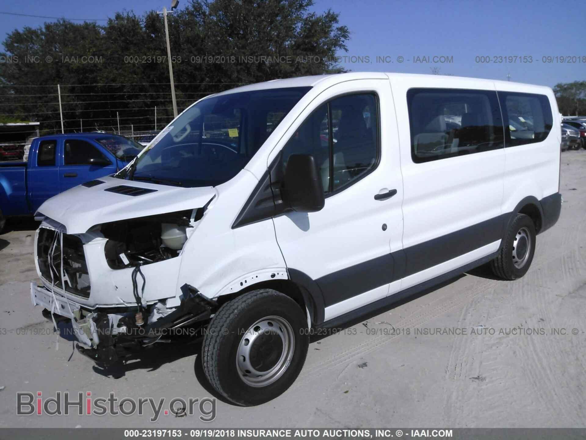 2017 Ford Transit - VIN: 1FMZK1ZM2HKB45971 - Фото 2