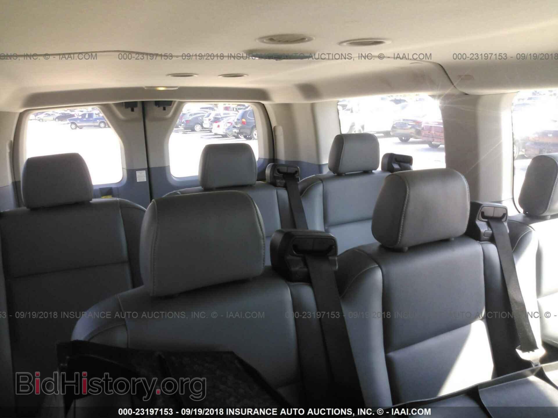 2017 Ford Transit - VIN: 1FMZK1ZM2HKB45971 - Фото 8