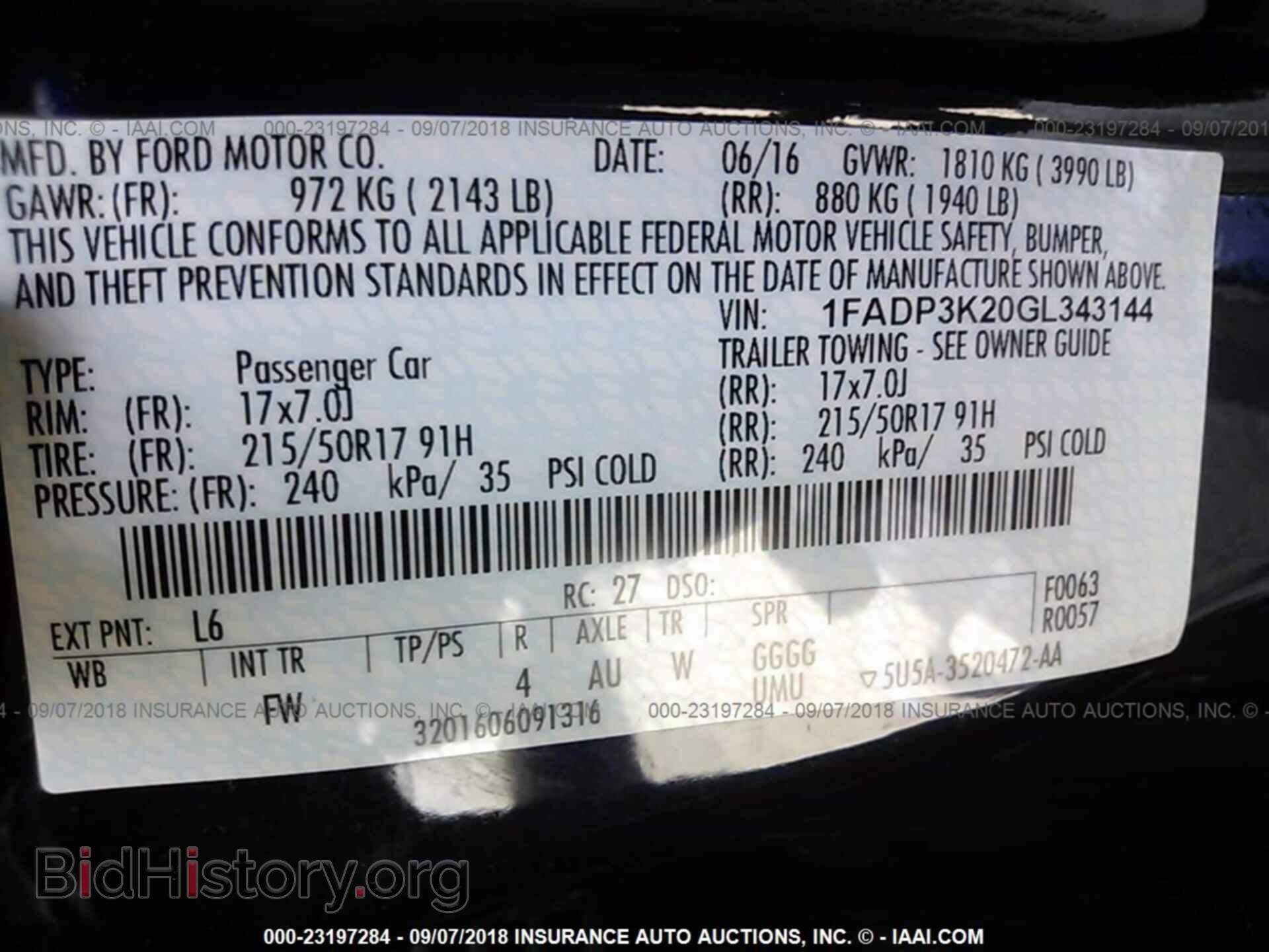 2016 Ford Focus - VIN: 1FADP3K20GL343144 - Photo 9
