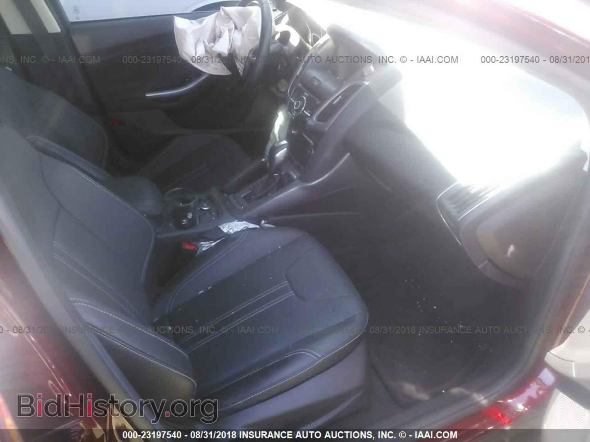 2014 Ford Focus - VIN: 1FADP3N29EL413992 - Фото 5
