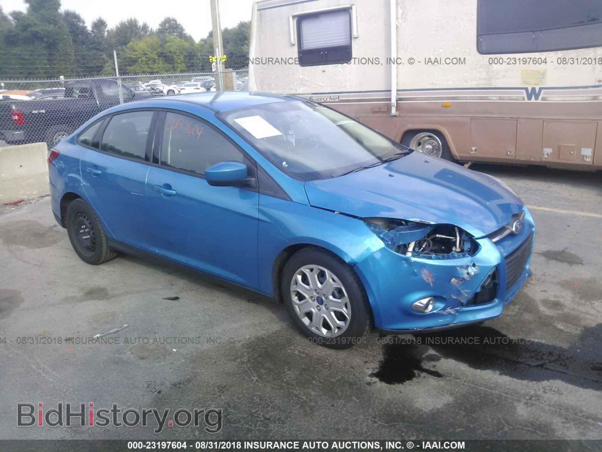 Photo 1FAHP3F22CL264869 - Ford Focus 2012