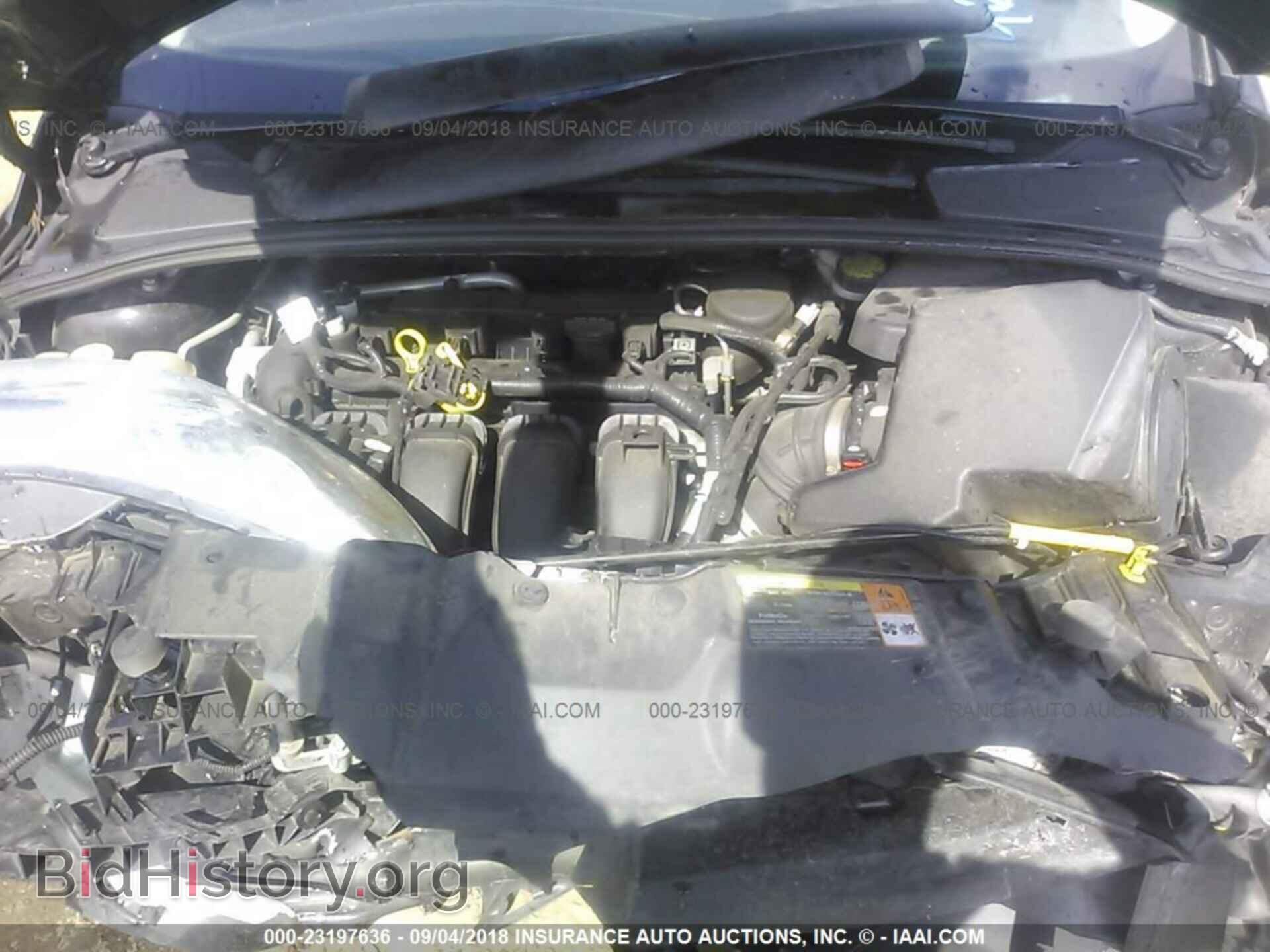 2012 Ford Focus - VIN: 1FAHP3F21CL446109 - Фото 10