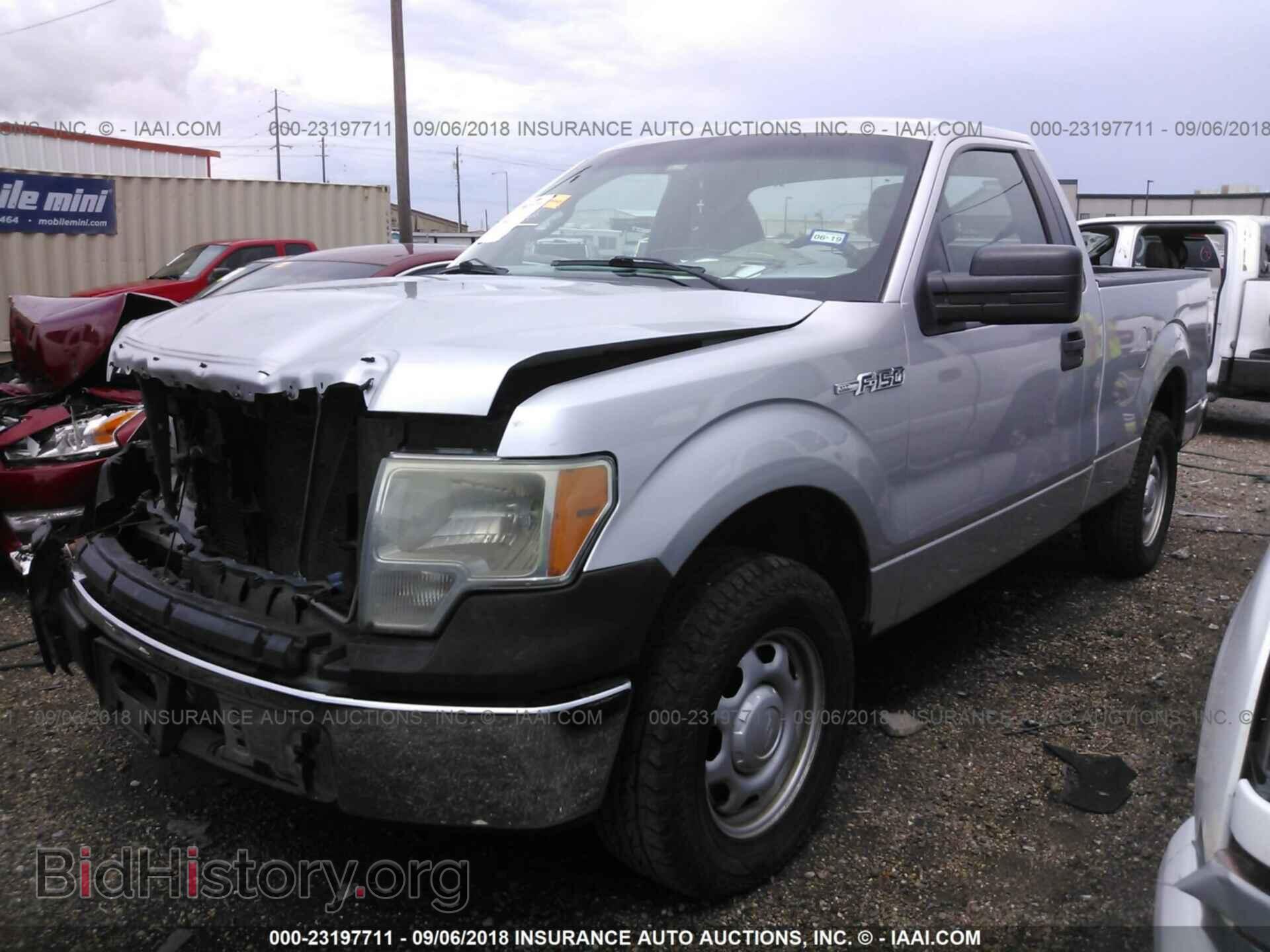 2011 Ford F150 - VIN: 1FTMF1CM4BFB90860 - Фото 2