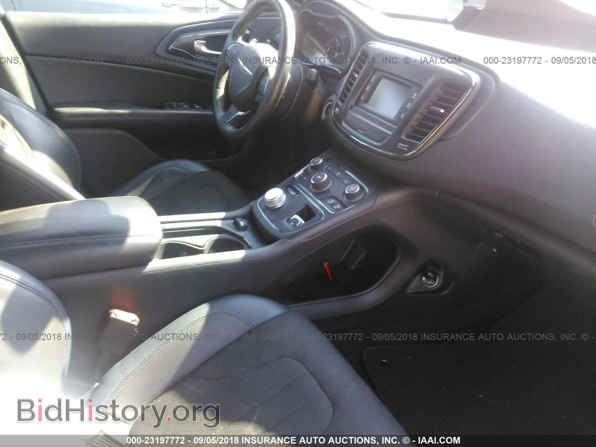 2015 Chrysler 200 - VIN: 1C3CCCBB6FN550596 - Фото 5