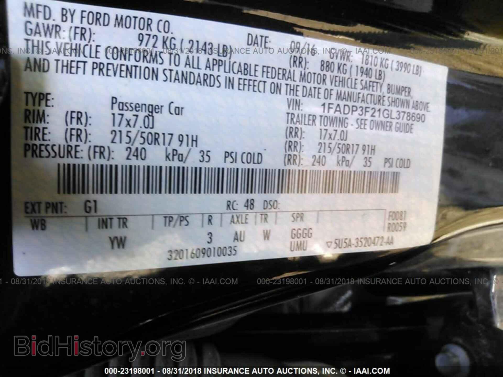 2016 Ford Focus - VIN: 1FADP3F21GL378690 - Photo 9