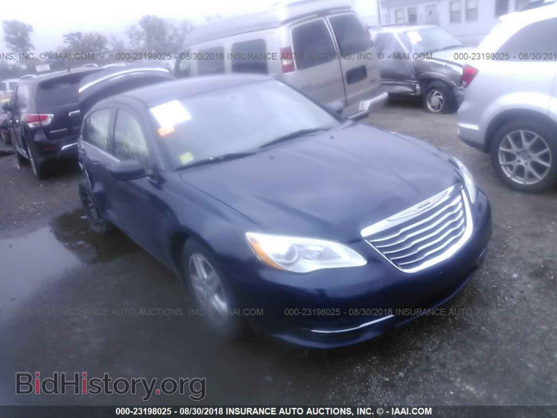 Photo 1C3CCBAG5DN728650 - Chrysler 200 2013