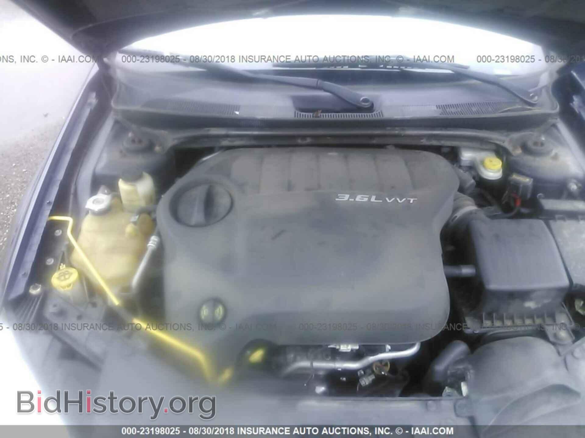 2013 Chrysler 200 - VIN: 1C3CCBAG5DN728650 - Фото 10