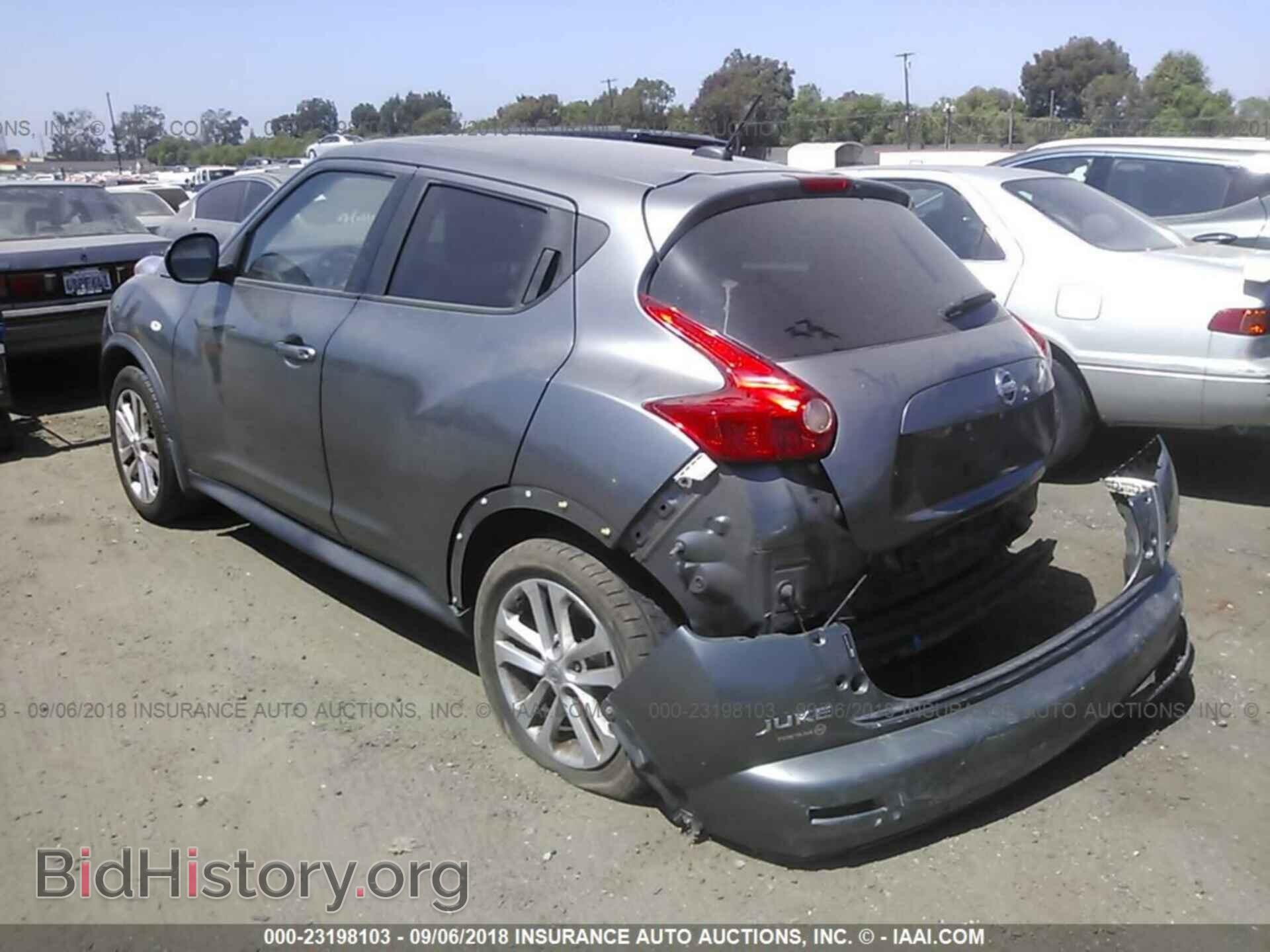 2011 Nissan Juke - VIN: JN8AF5MV2BT020293 - Фото 3