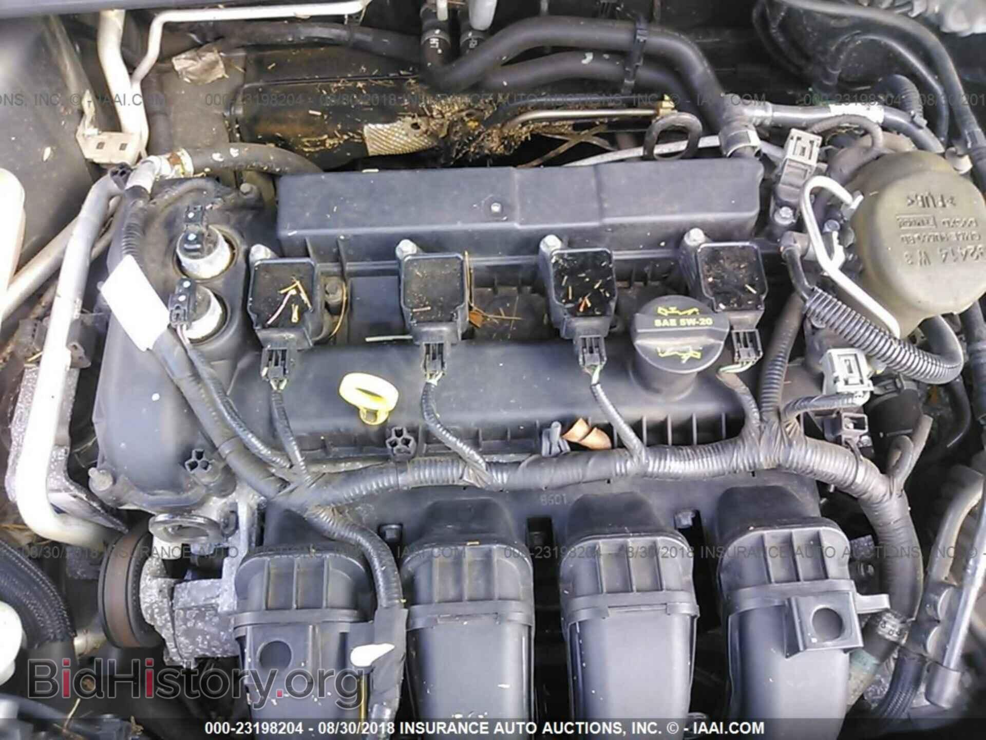 2012 Ford Focus - VIN: 1FAHP3H25CL176959 - Photo 6