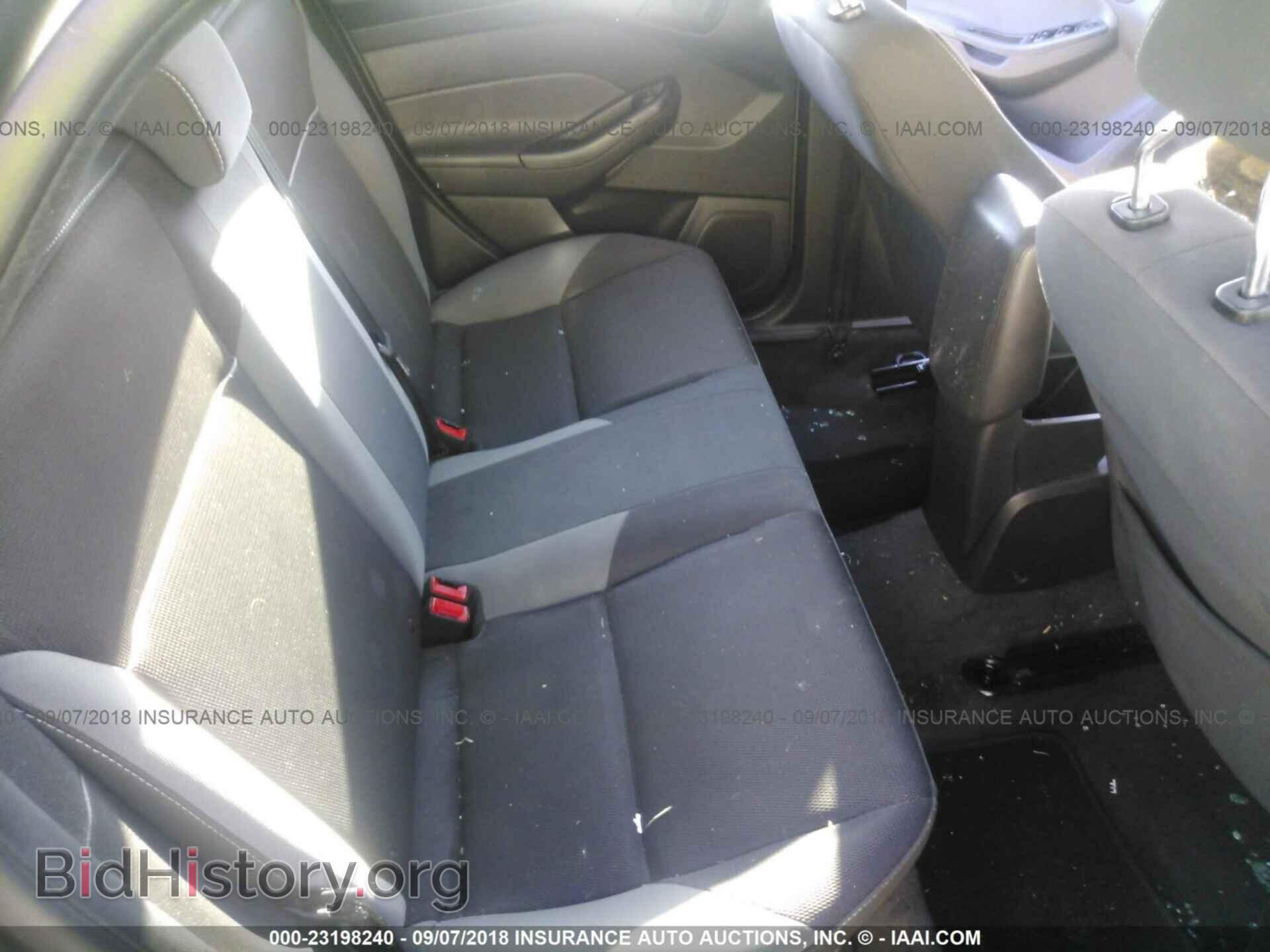 2012 Ford Focus - VIN: 1FAHP3F28CL352258 - Фото 8