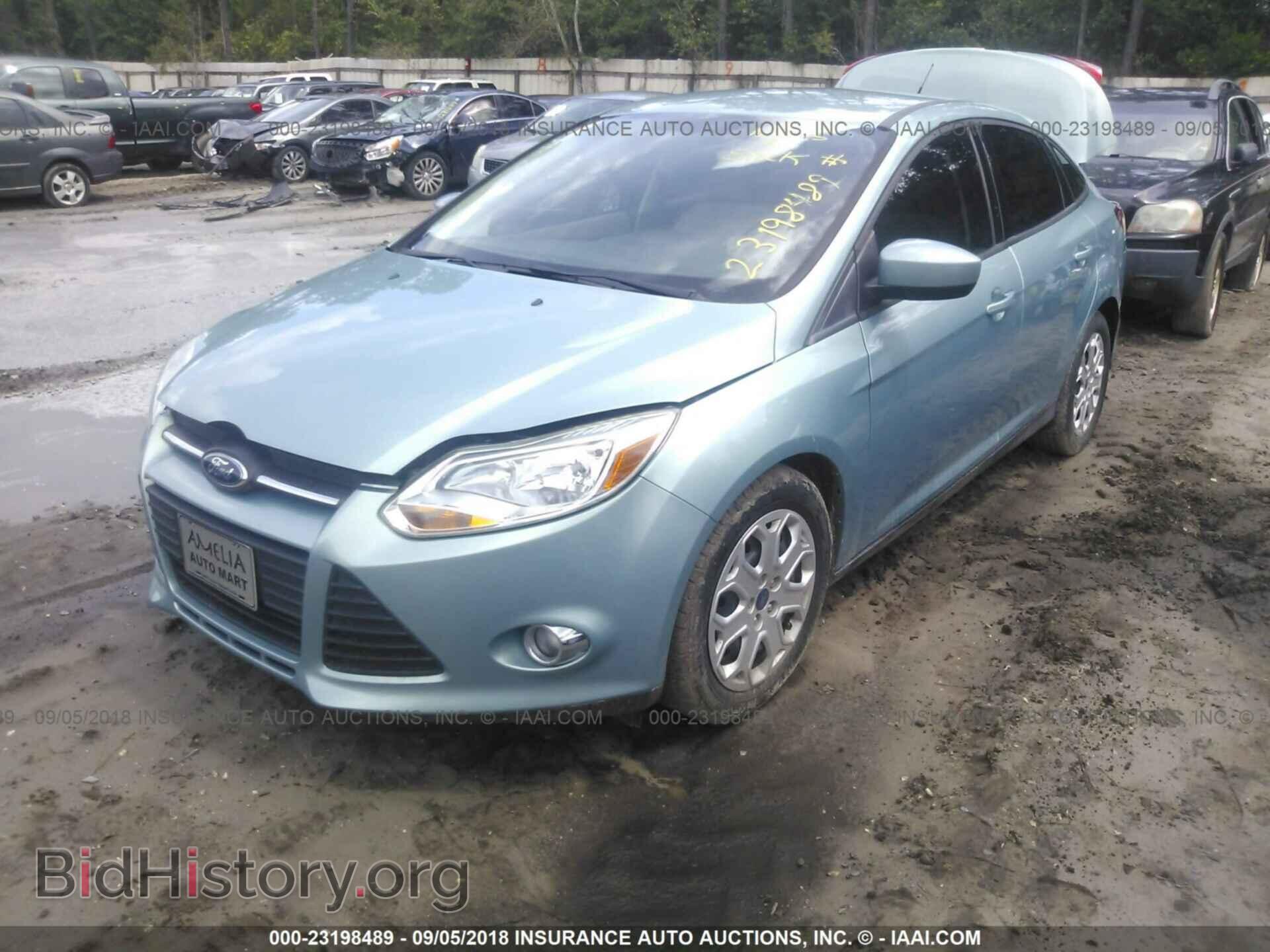 2012 Ford Focus - VIN: 1FAHP3F25CL470221 - Photo 2