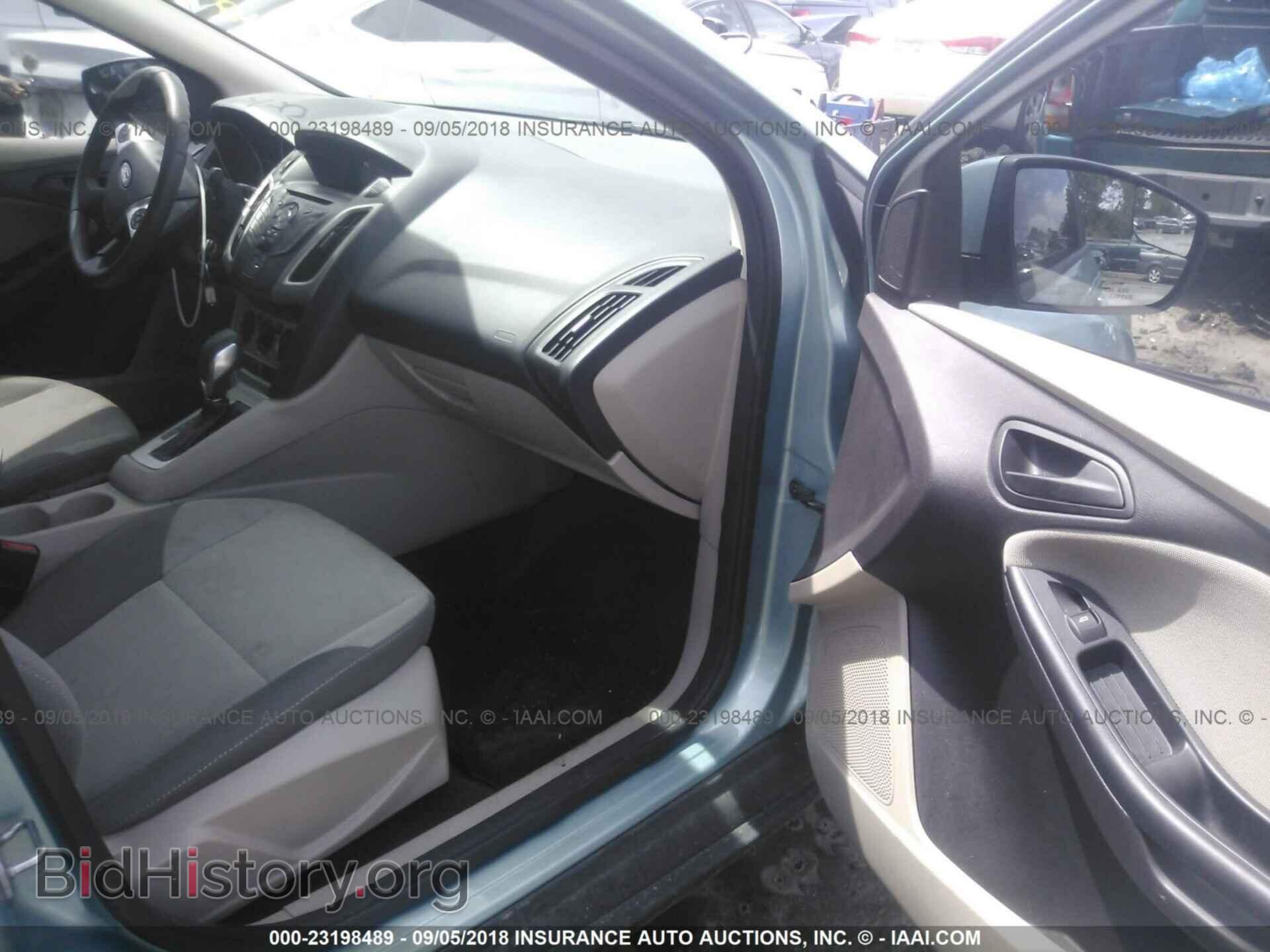 2012 Ford Focus - VIN: 1FAHP3F25CL470221 - Photo 5