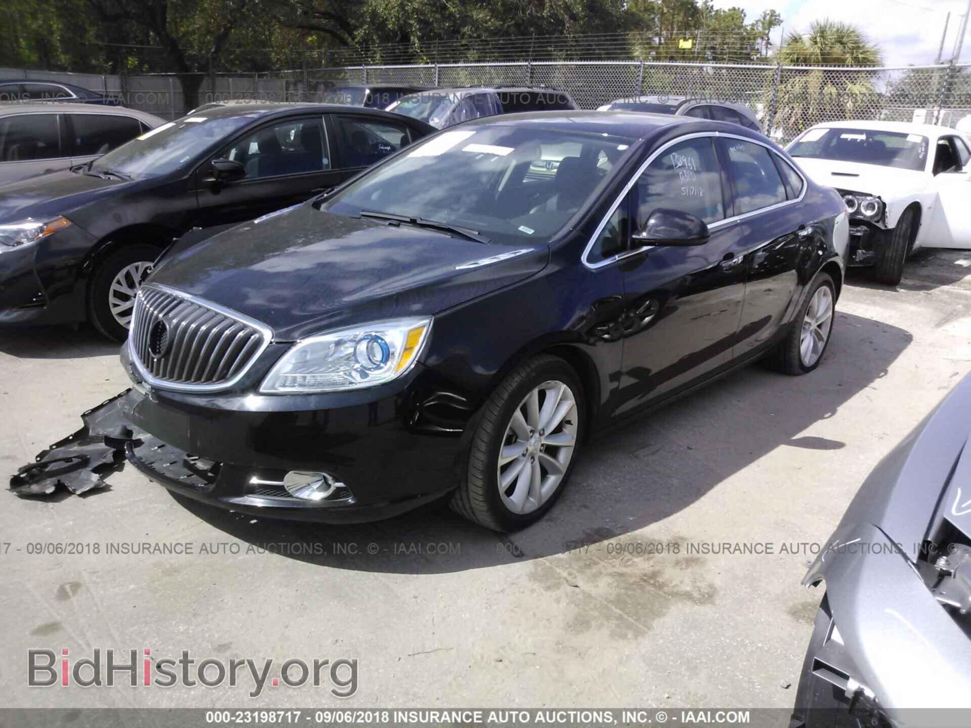 2017 Buick Verano - VIN: 1G4PS5SK1H4112617 - Фото 2