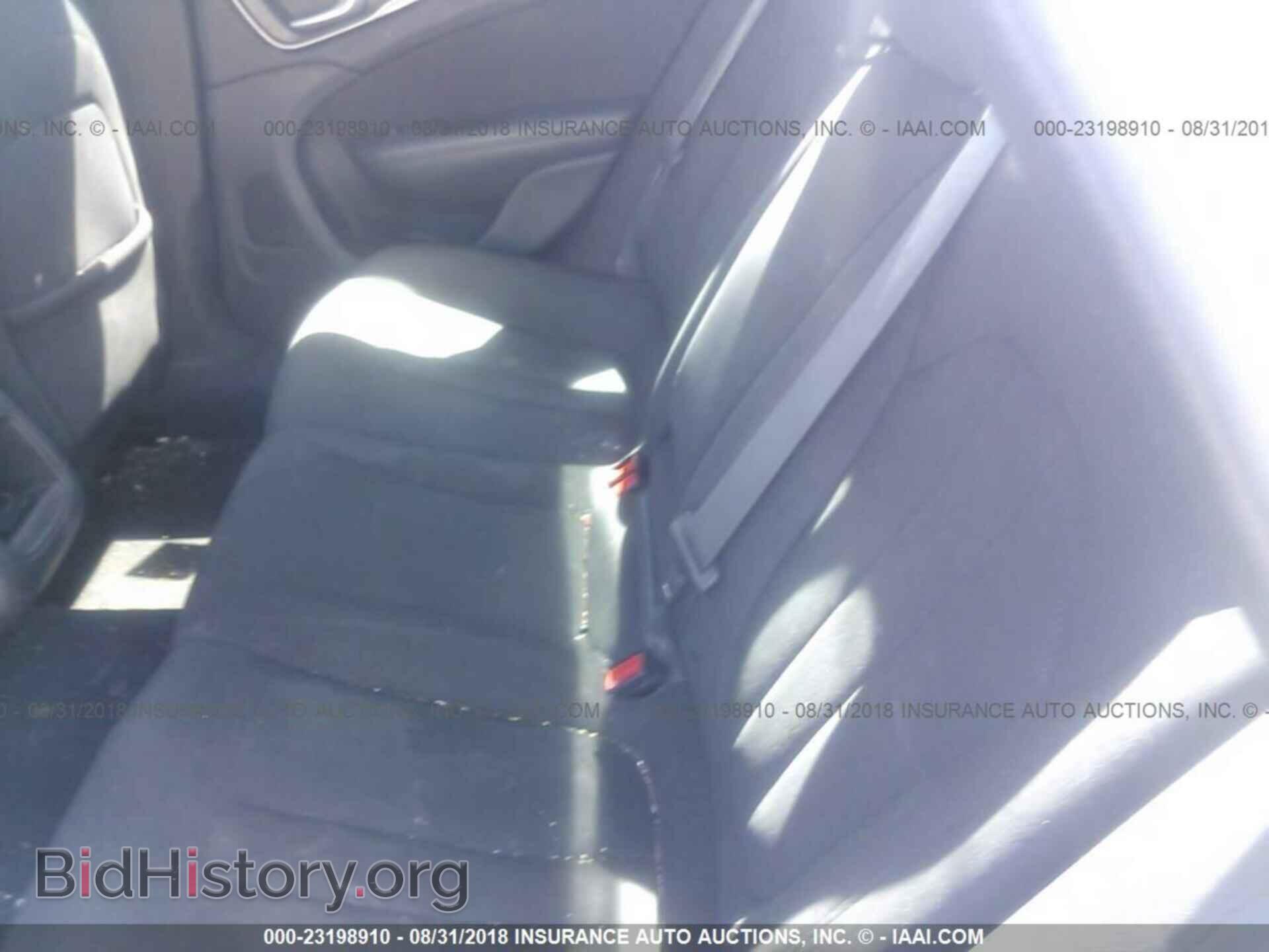 2016 Chrysler 200 - VIN: 1C3CCCAB7GN129098 - Photo 8