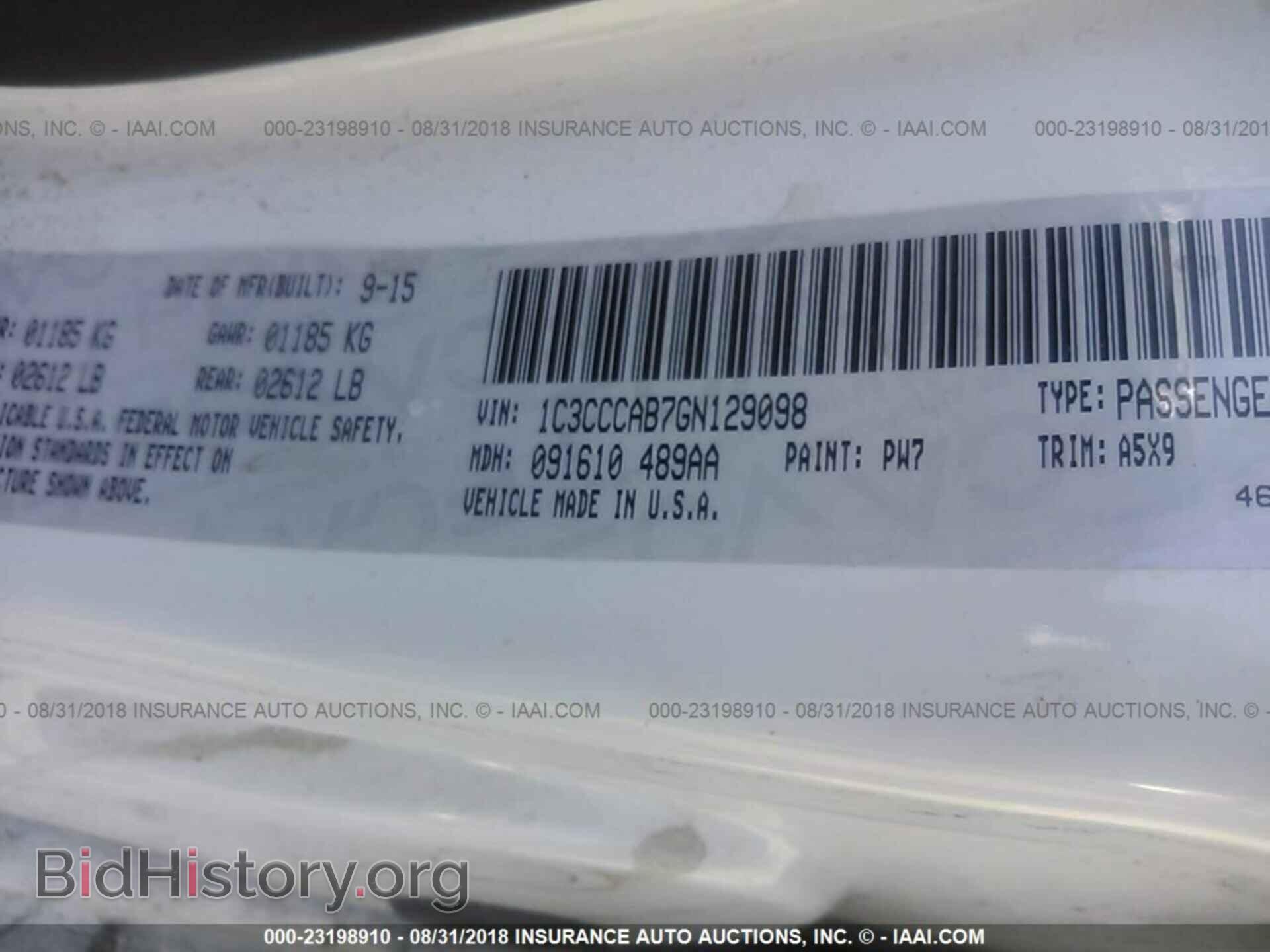 2016 Chrysler 200 - VIN: 1C3CCCAB7GN129098 - Photo 9