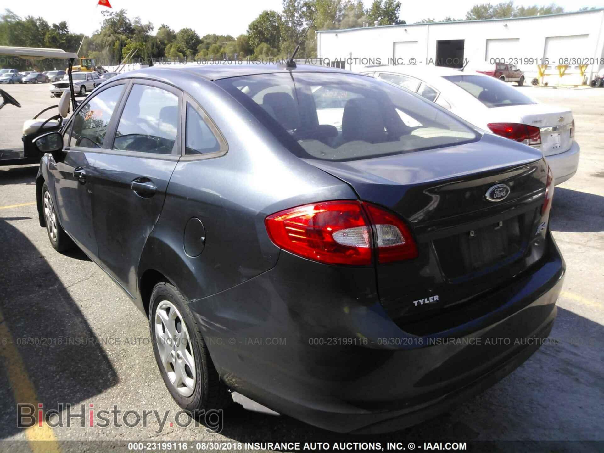 2011 Ford Fiesta - VIN: 3FADP4AJ8BM140671 - Фото 3