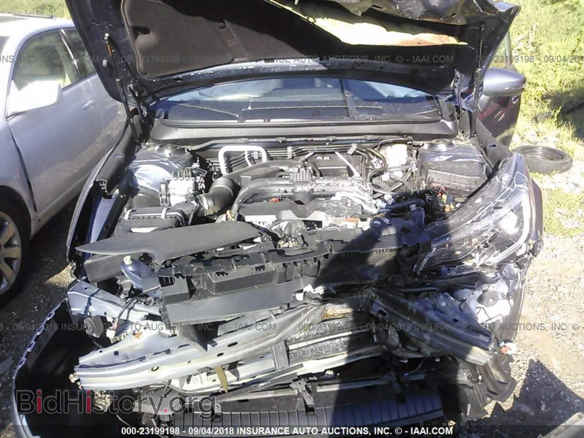 2018 Subaru Outback - VIN: 4S4BSANC4J3330215 - Фото 10