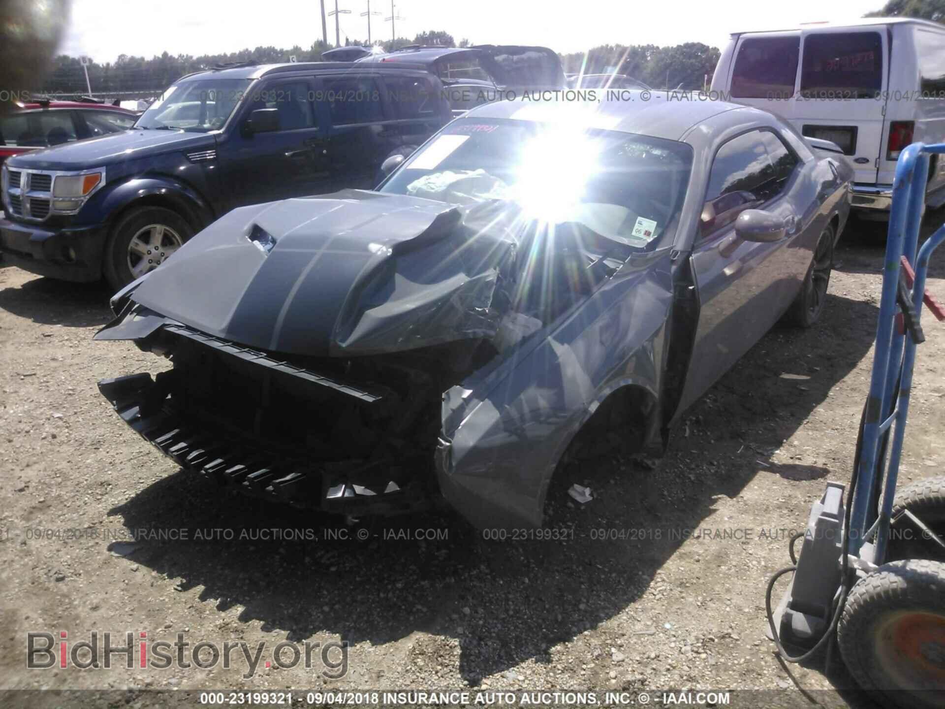2017 Dodge Challenger - VIN: 2C3CDZAG5HH617066 - Фото 2