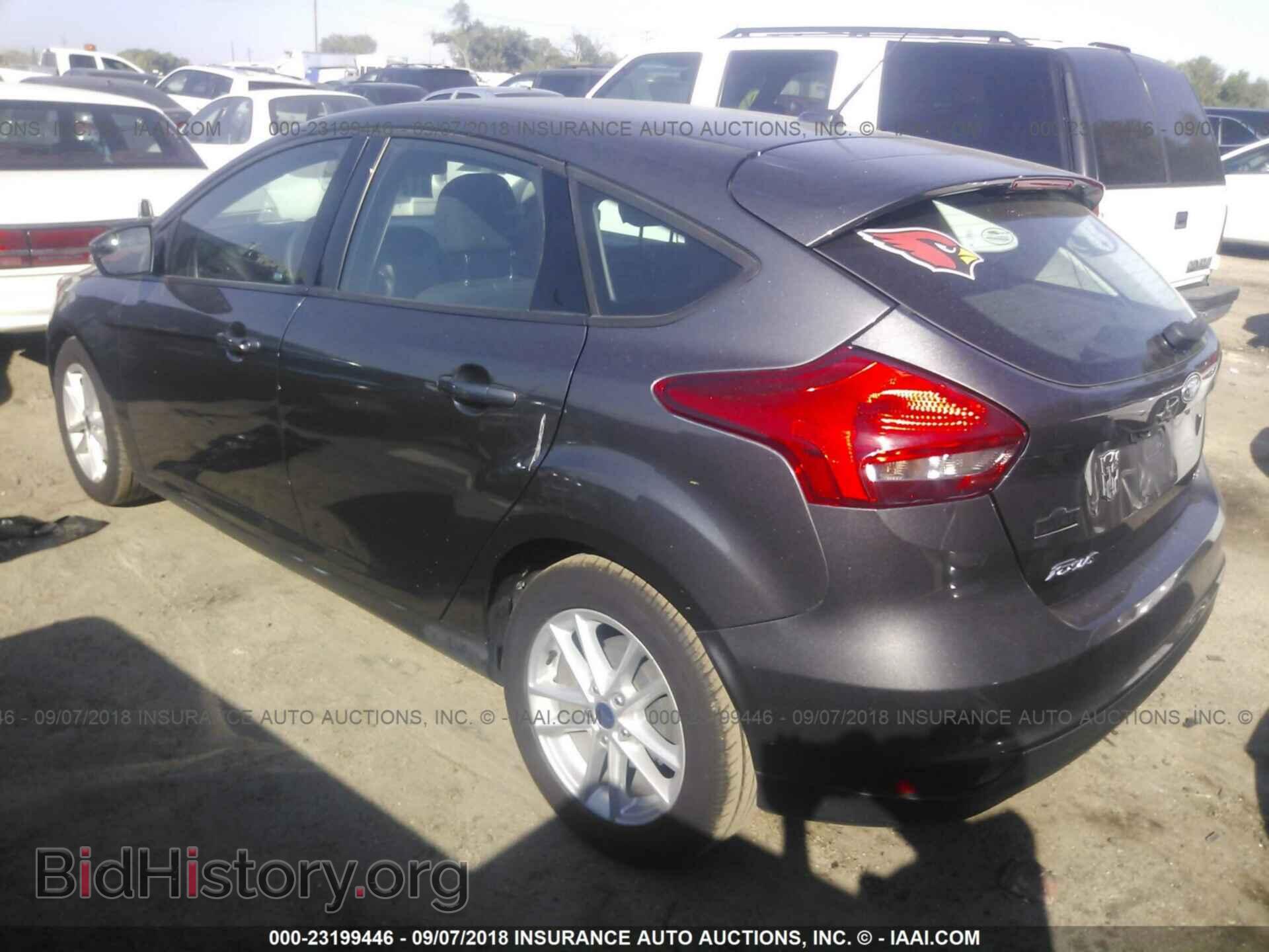 2017 Ford Focus - VIN: 1FADP3K27HL217817 - Photo 3