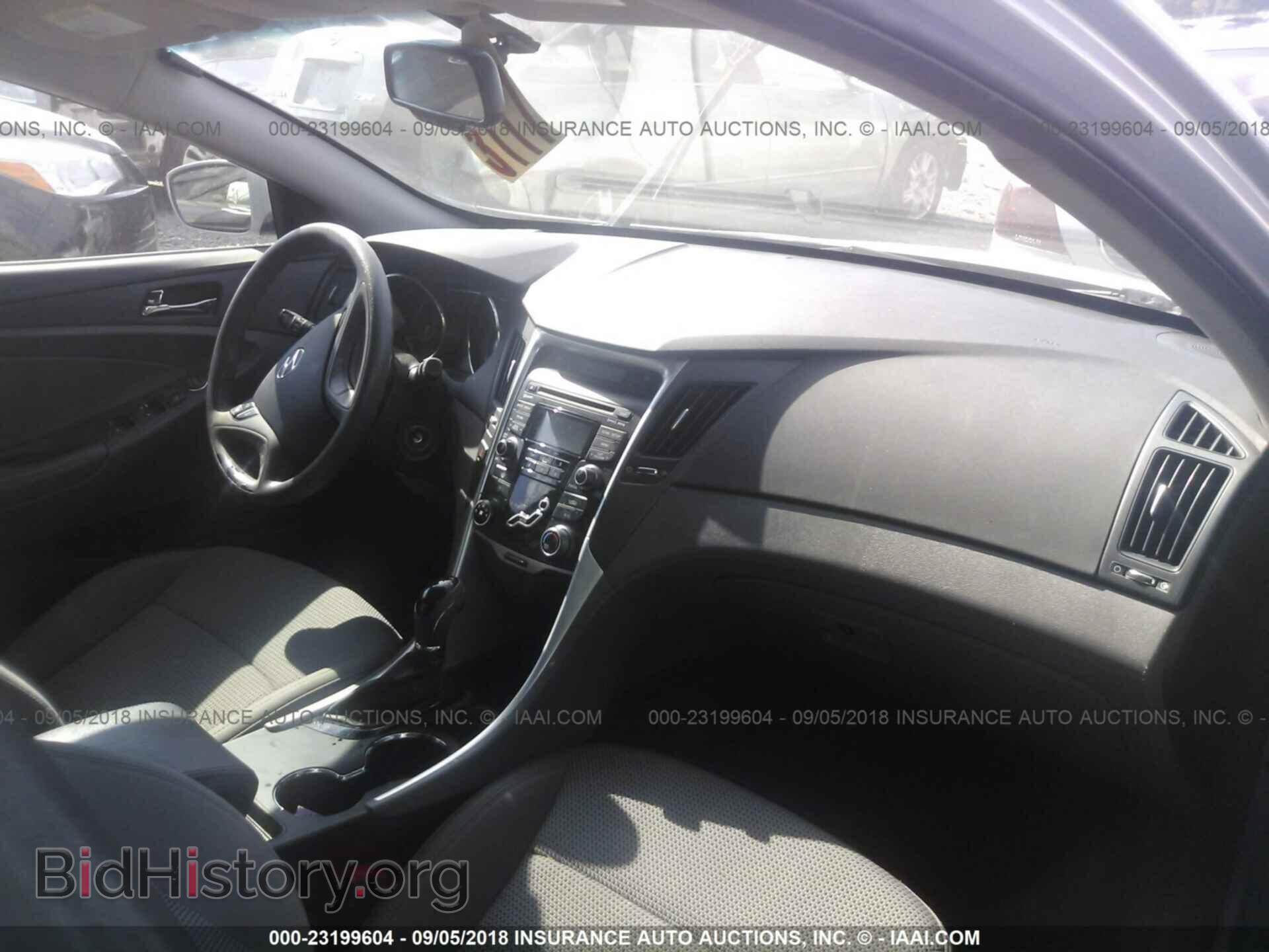2012 Hyundai Sonata - VIN: 5NPEB4AC1CH434841 - Фото 5