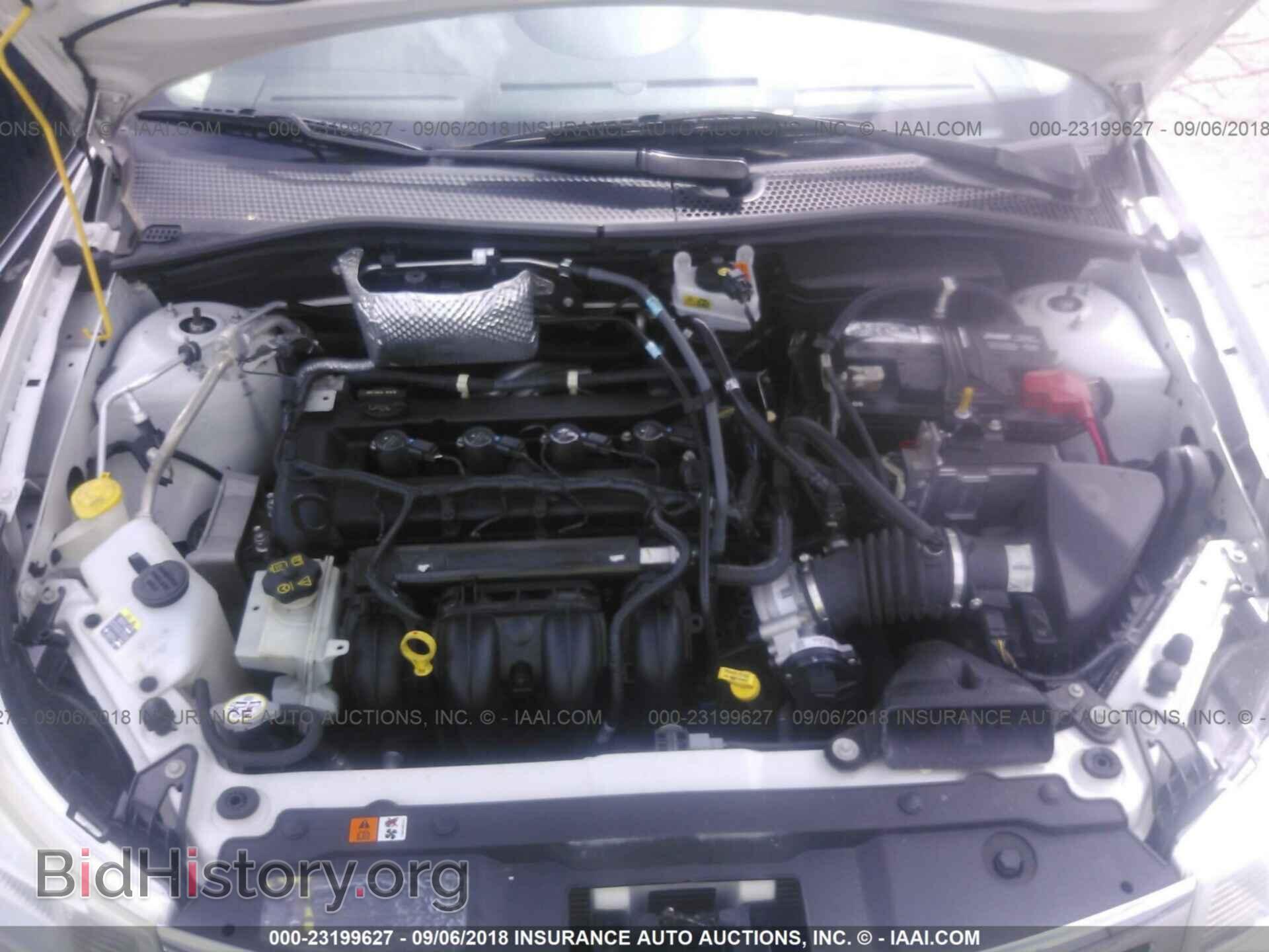 2011 Ford Focus - VIN: 1FAHP3EN4BW147447 - Фото 10