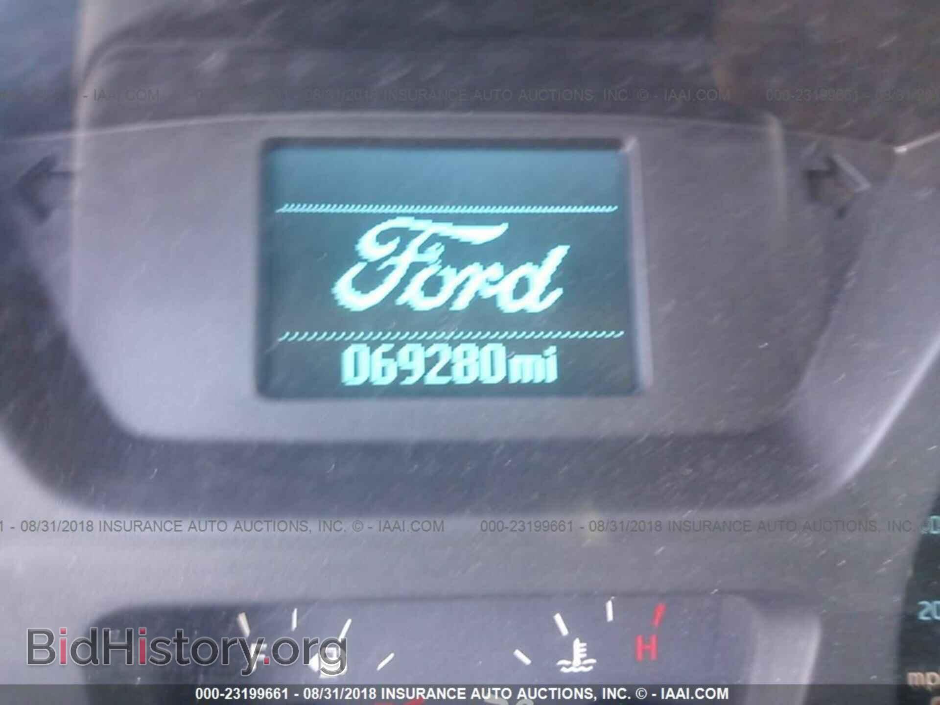 2015 Ford Transit - VIN: 1FTNR1CMXFKA68349 - Фото 7
