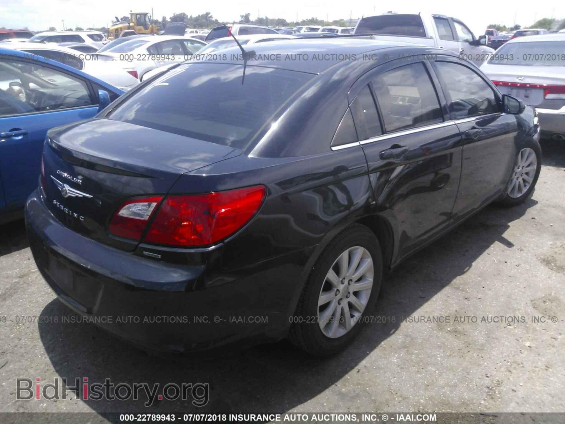 2010 CHRYSLER SEBRING - VIN: 1C3CC5FB0AN170572 - Фото 4