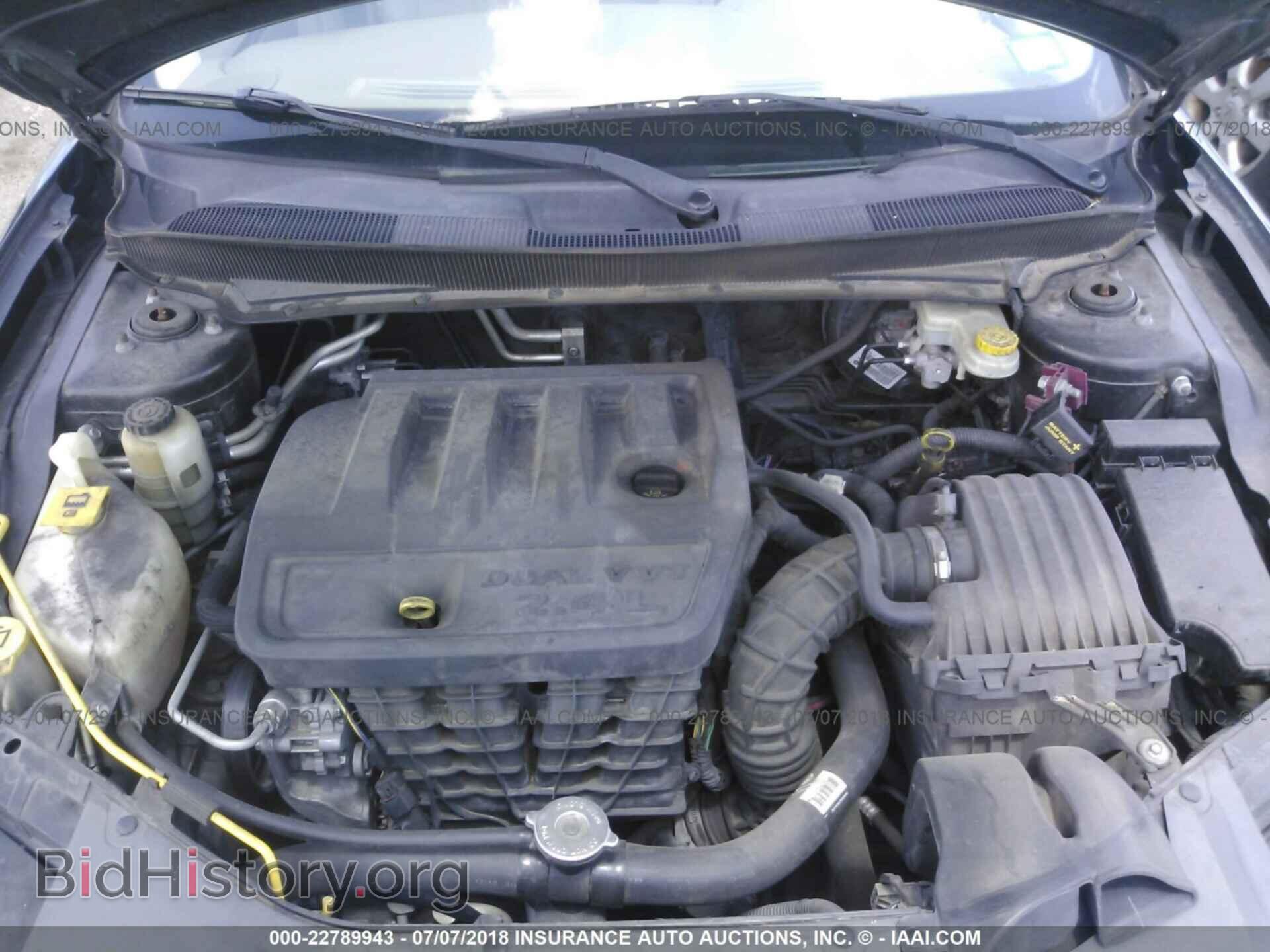 2010 CHRYSLER SEBRING - VIN: 1C3CC5FB0AN170572 - Фото 10