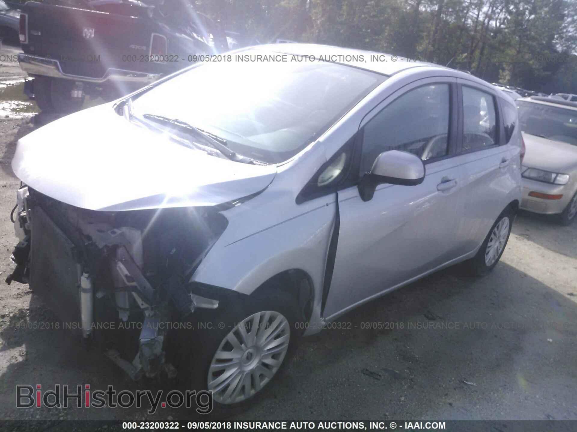 2014 Nissan Versa note - VIN: 3N1CE2CP2EL411898 - Фото 2