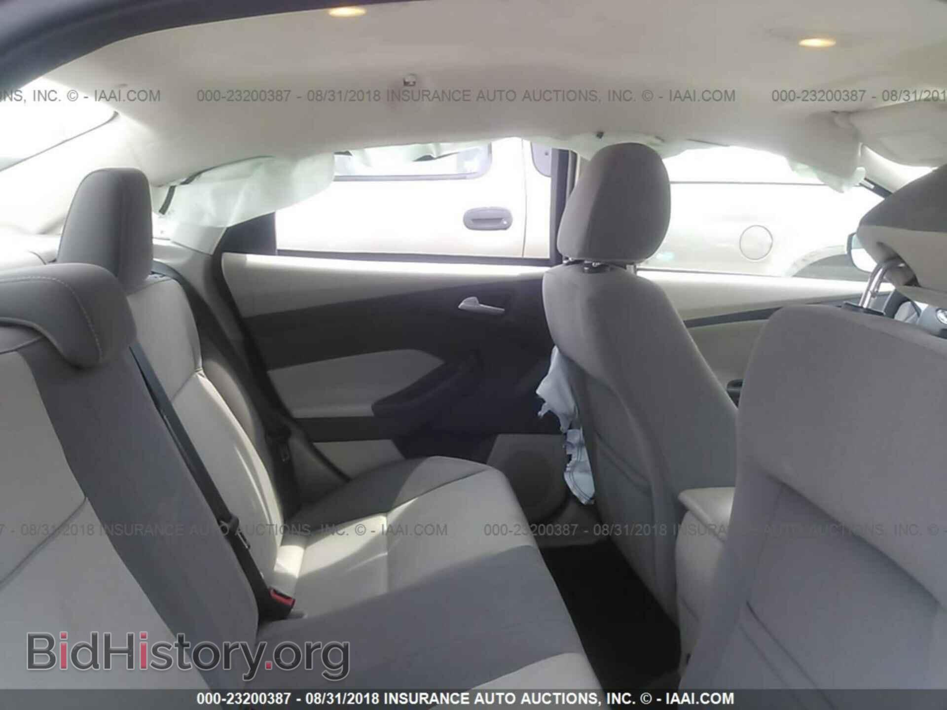 2014 Ford Focus - VIN: 1FADP3F20EL109948 - Фото 8