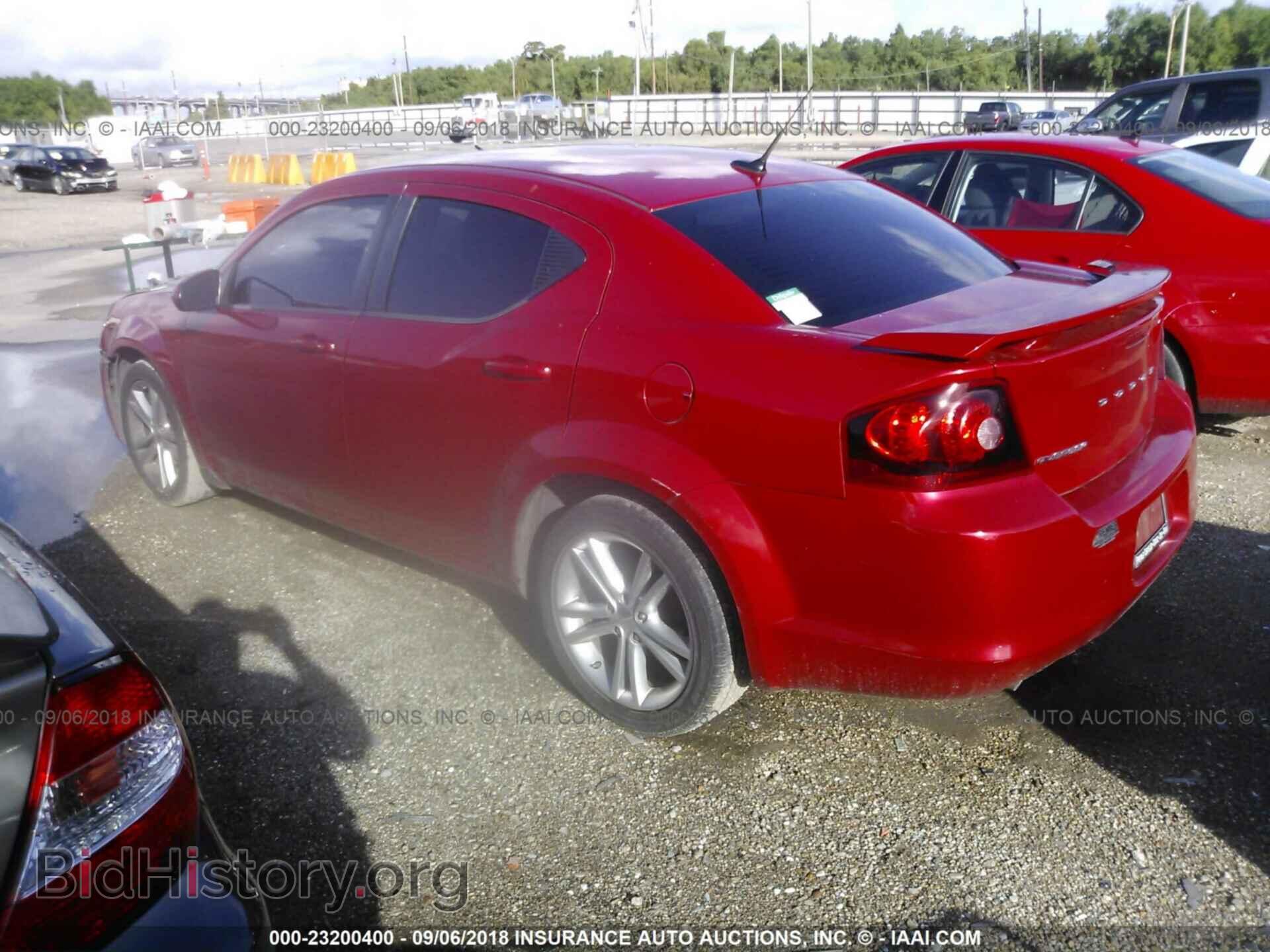 2011 Dodge Avenger - VIN: 1B3BD1FG5BN528115 - Photo 3