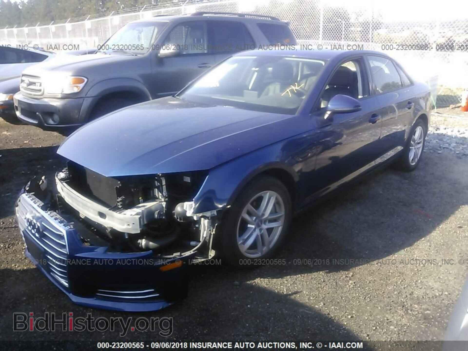 2017 Audi A4 - VIN: WAUANAF47HN036267 - Фото 2
