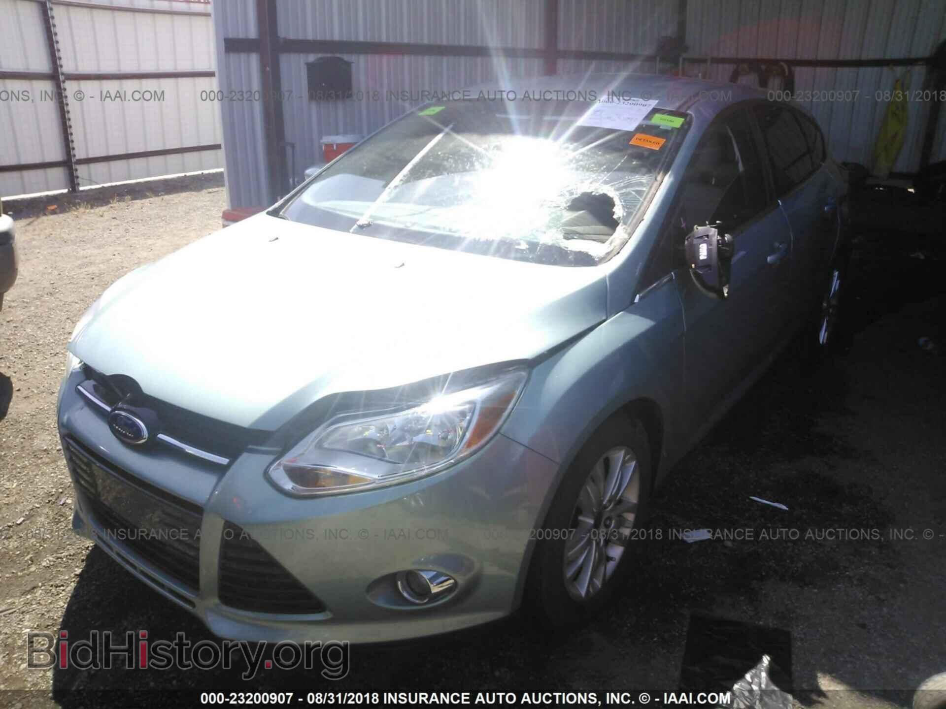 2012 Ford Focus - VIN: 1FAHP3M28CL224976 - Photo 2