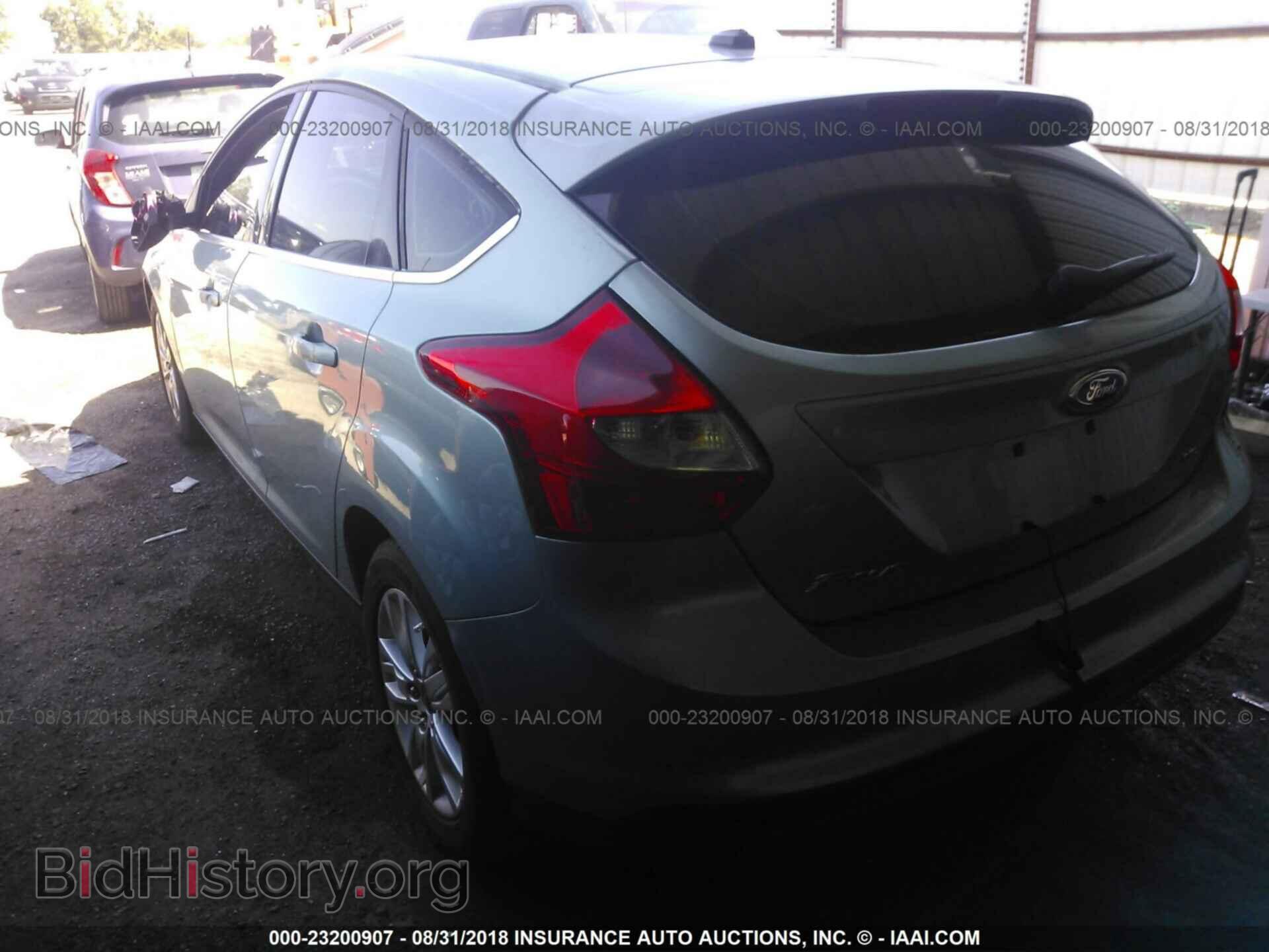 2012 Ford Focus - VIN: 1FAHP3M28CL224976 - Photo 3
