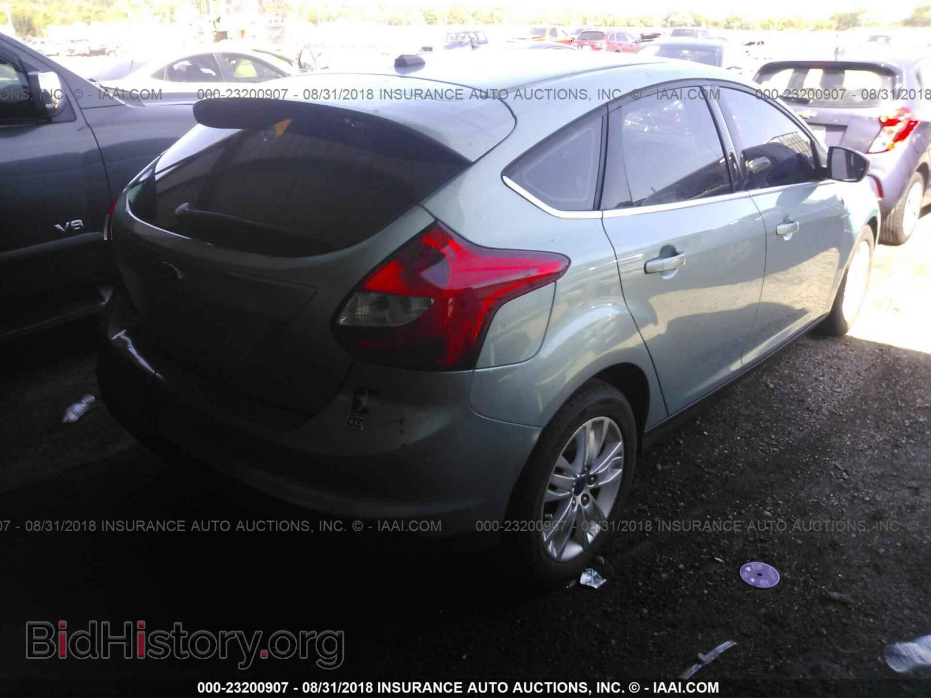 2012 Ford Focus - VIN: 1FAHP3M28CL224976 - Photo 4