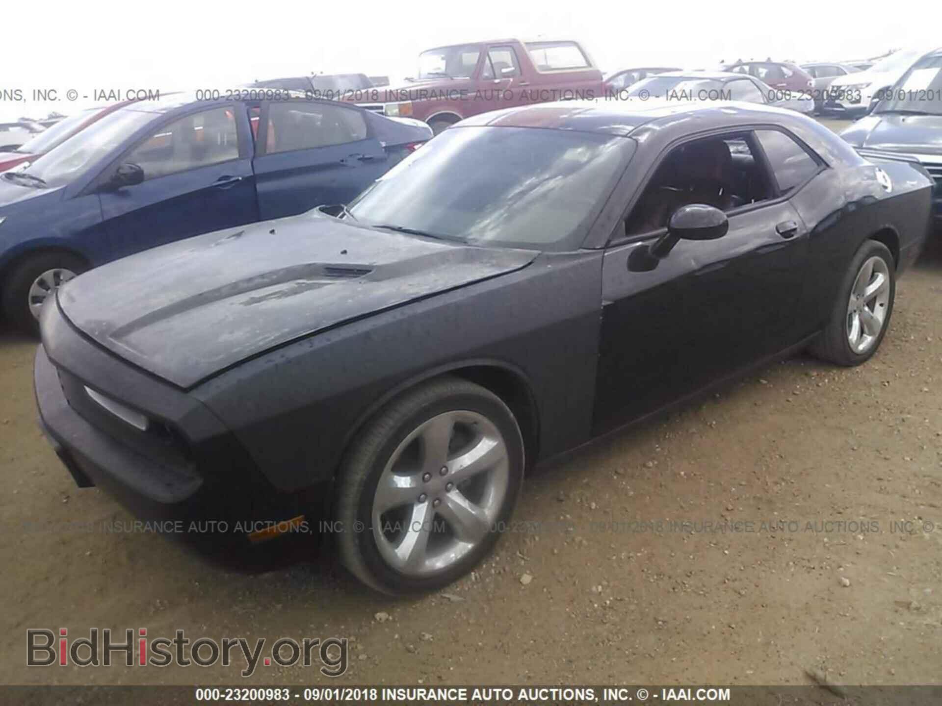 2013 Dodge Challenger - VIN: 2C3CDYAG7DH530340 - Photo 2