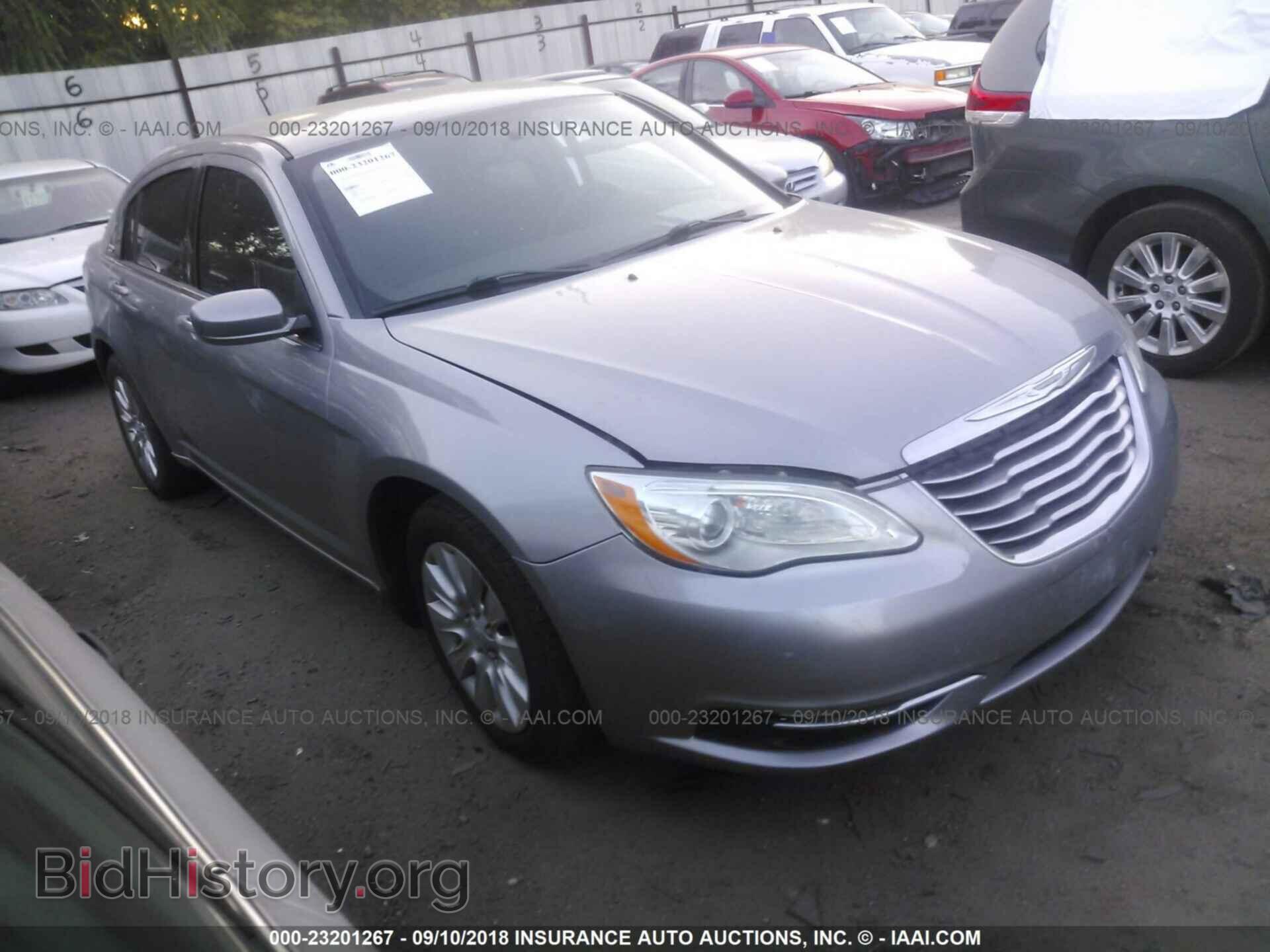 Photo 1C3CCBAB9EN146623 - Chrysler 200 2014