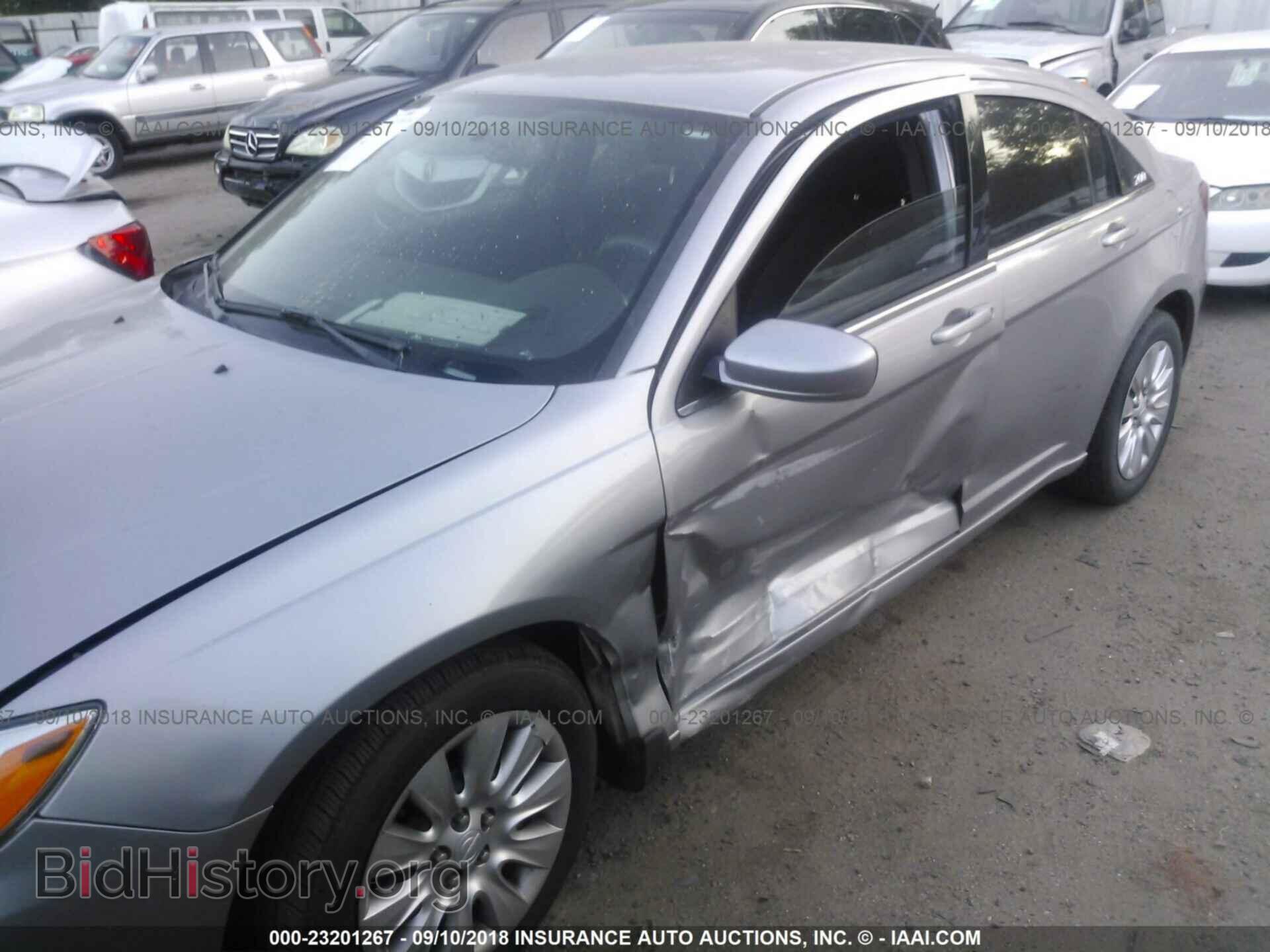 2014 Chrysler 200 - VIN: 1C3CCBAB9EN146623 - Photo 6