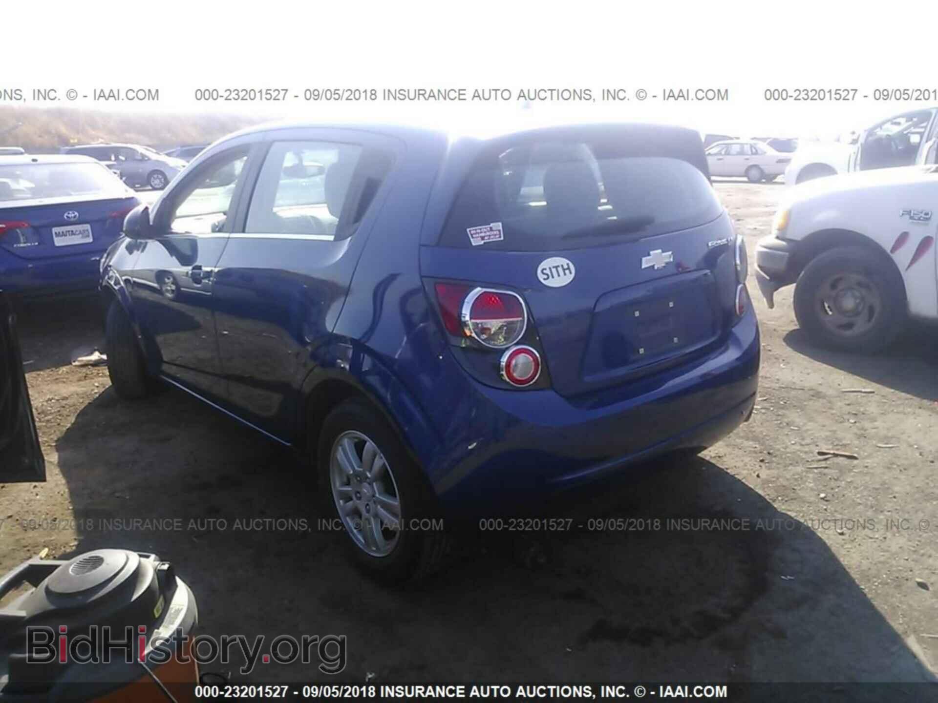 2014 Chevrolet Sonic - VIN: 1G1JC6SG3E4224672 - Фото 3