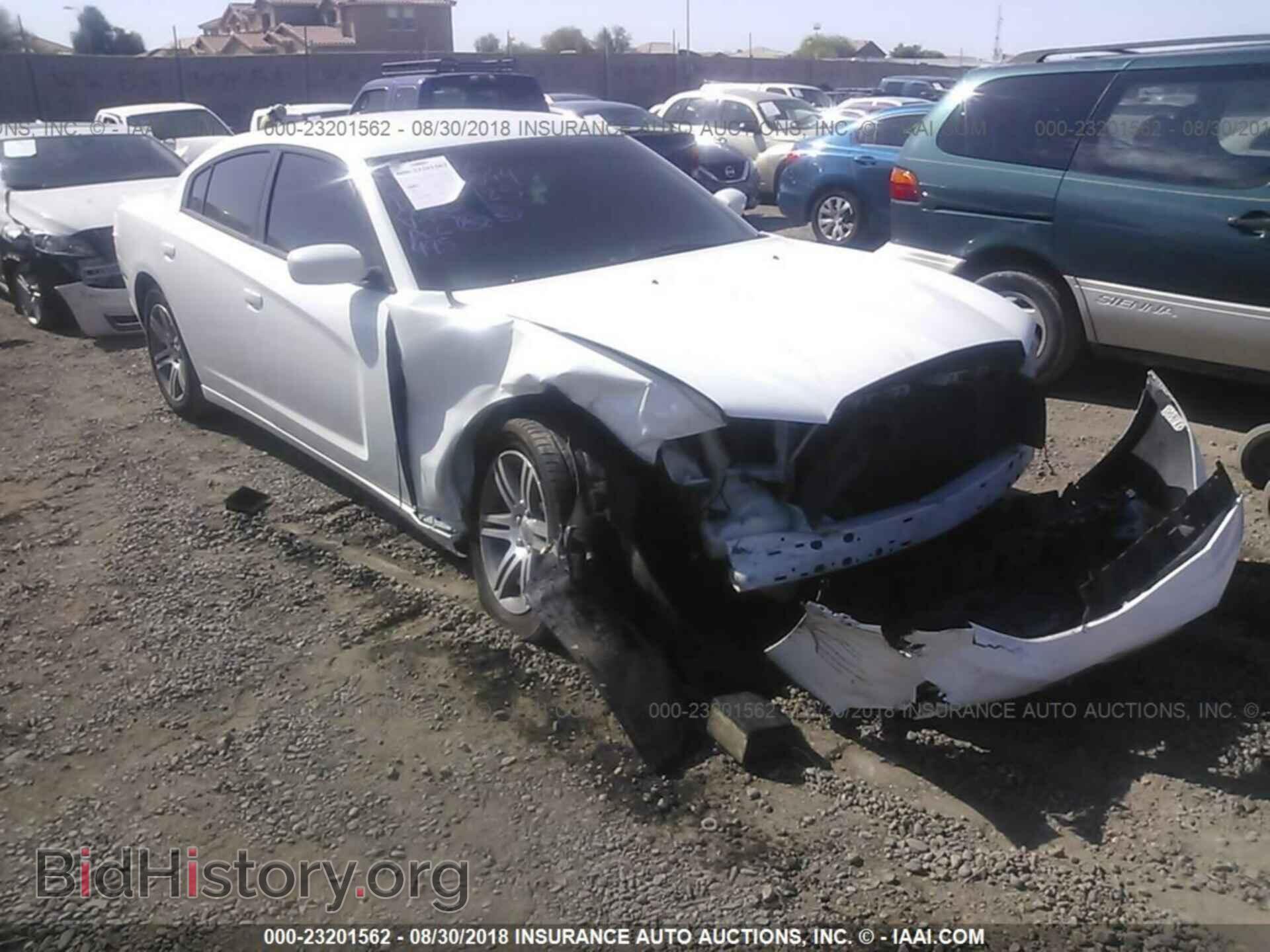 Фотография 2C3CDXHG5CH302125 - Dodge Charger 2012