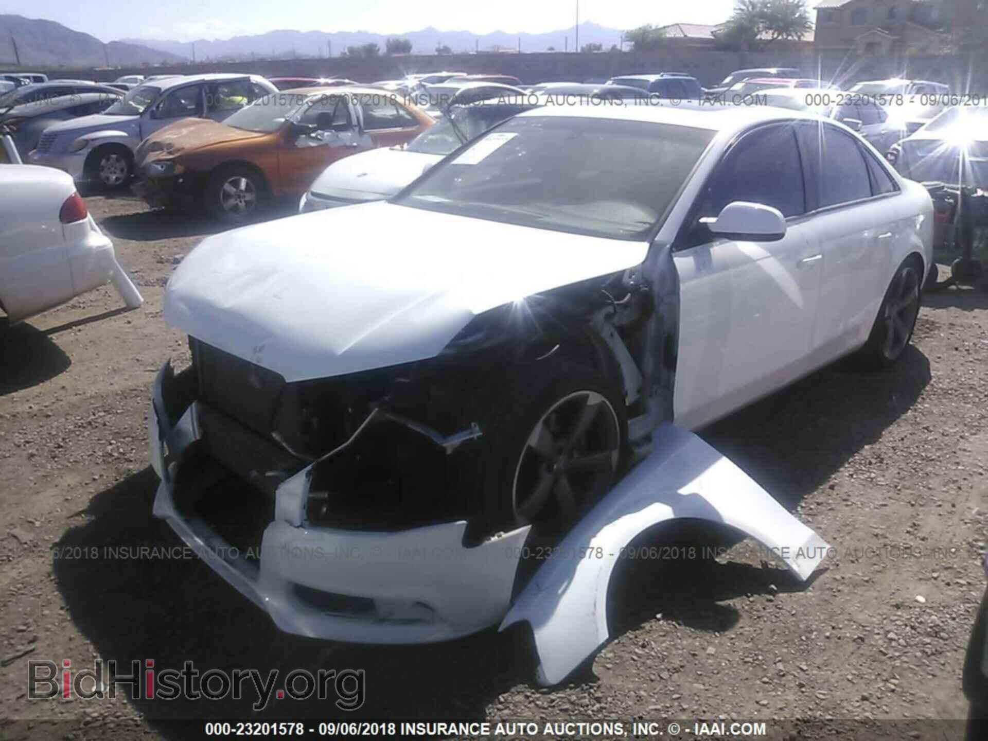 2011 Audi A4 - VIN: WAUFFAFL0BN039660 - Photo 2