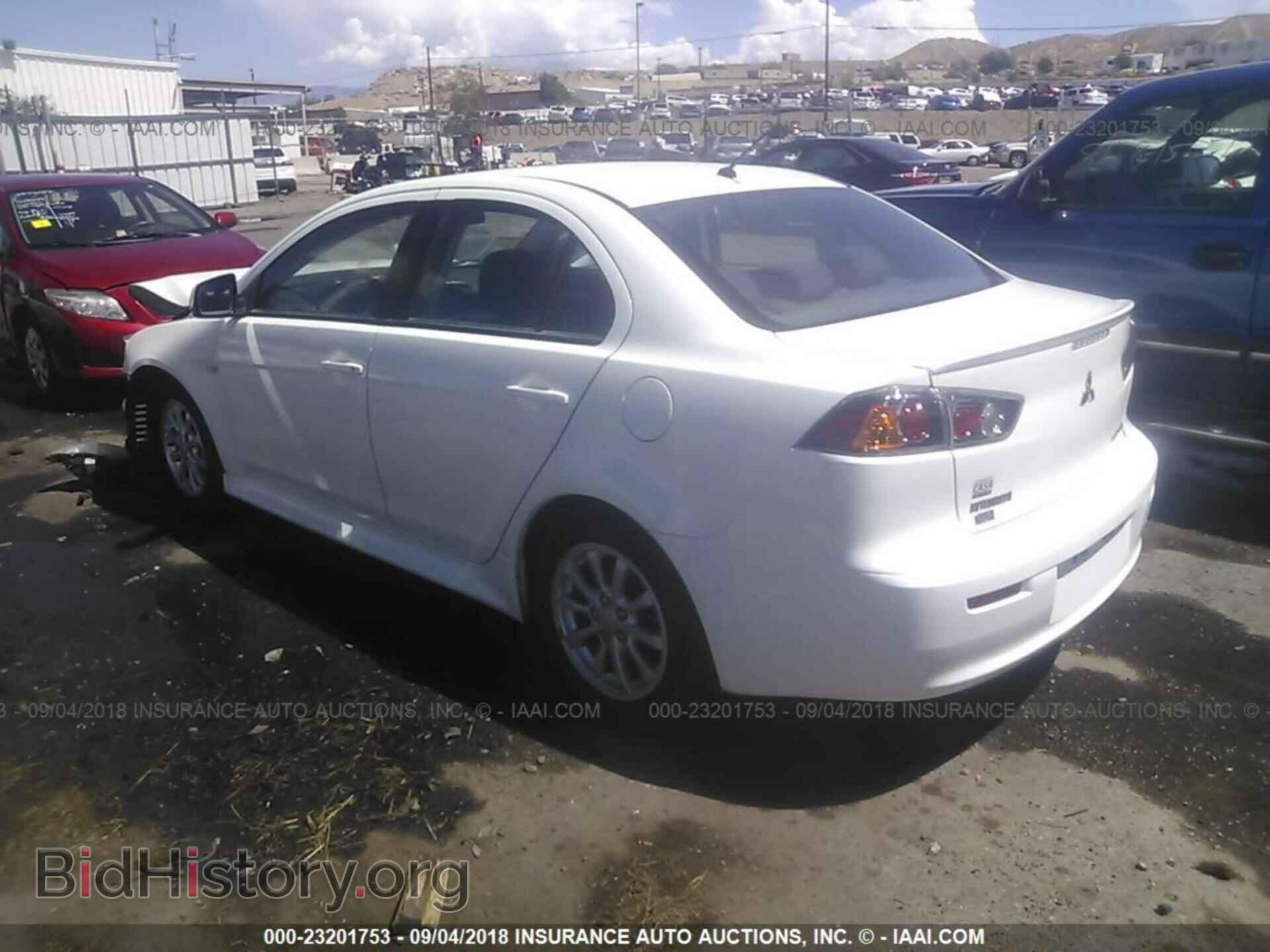 2012 Mitsubishi Lancer - VIN: JA32V2FW1CU016883 - Фото 3