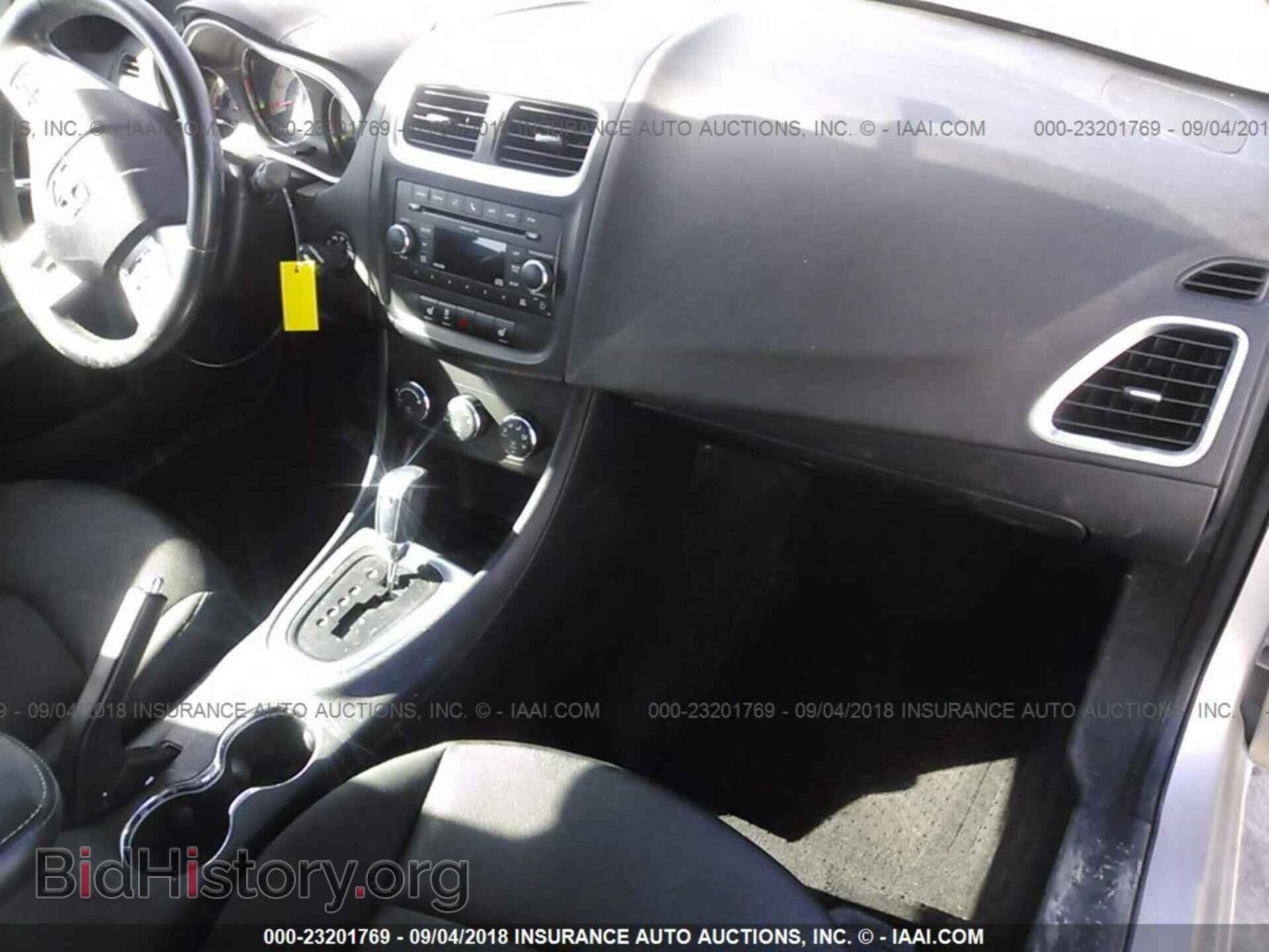 2011 Dodge Avenger - VIN: 1B3BD1FB6BN551892 - Photo 5