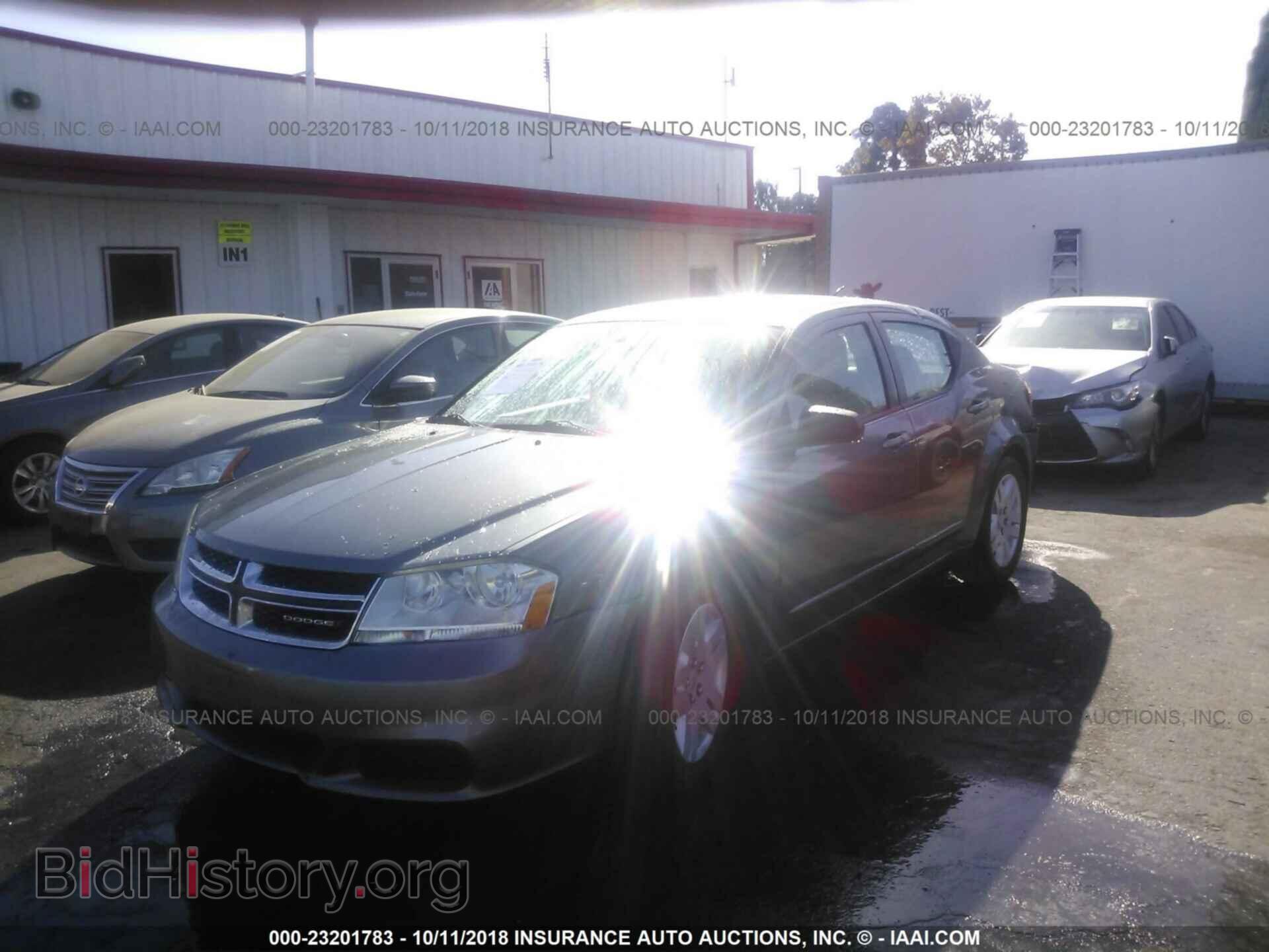 2012 Dodge Avenger - VIN: 1C3CDZAG2CN276161 - Фото 2