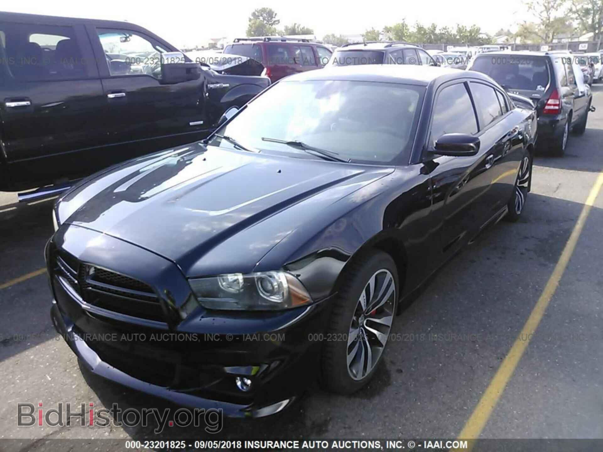 2014 Dodge CHARGER (VIN 2C3CDXEJ6EH283569) — фото 2 из 10