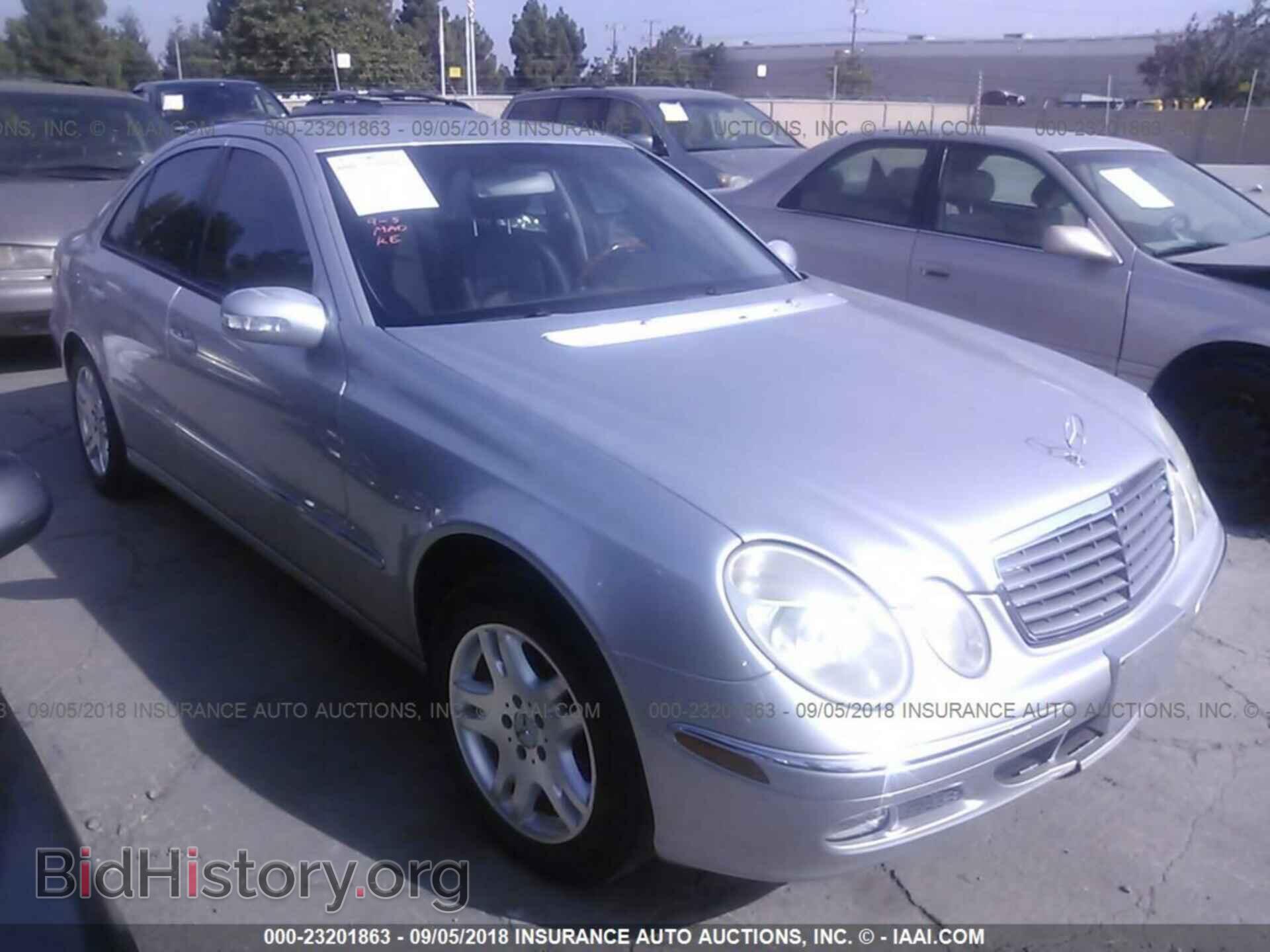 Photo WDBUF65J93A125581 - MERCEDES-BENZ E 2003